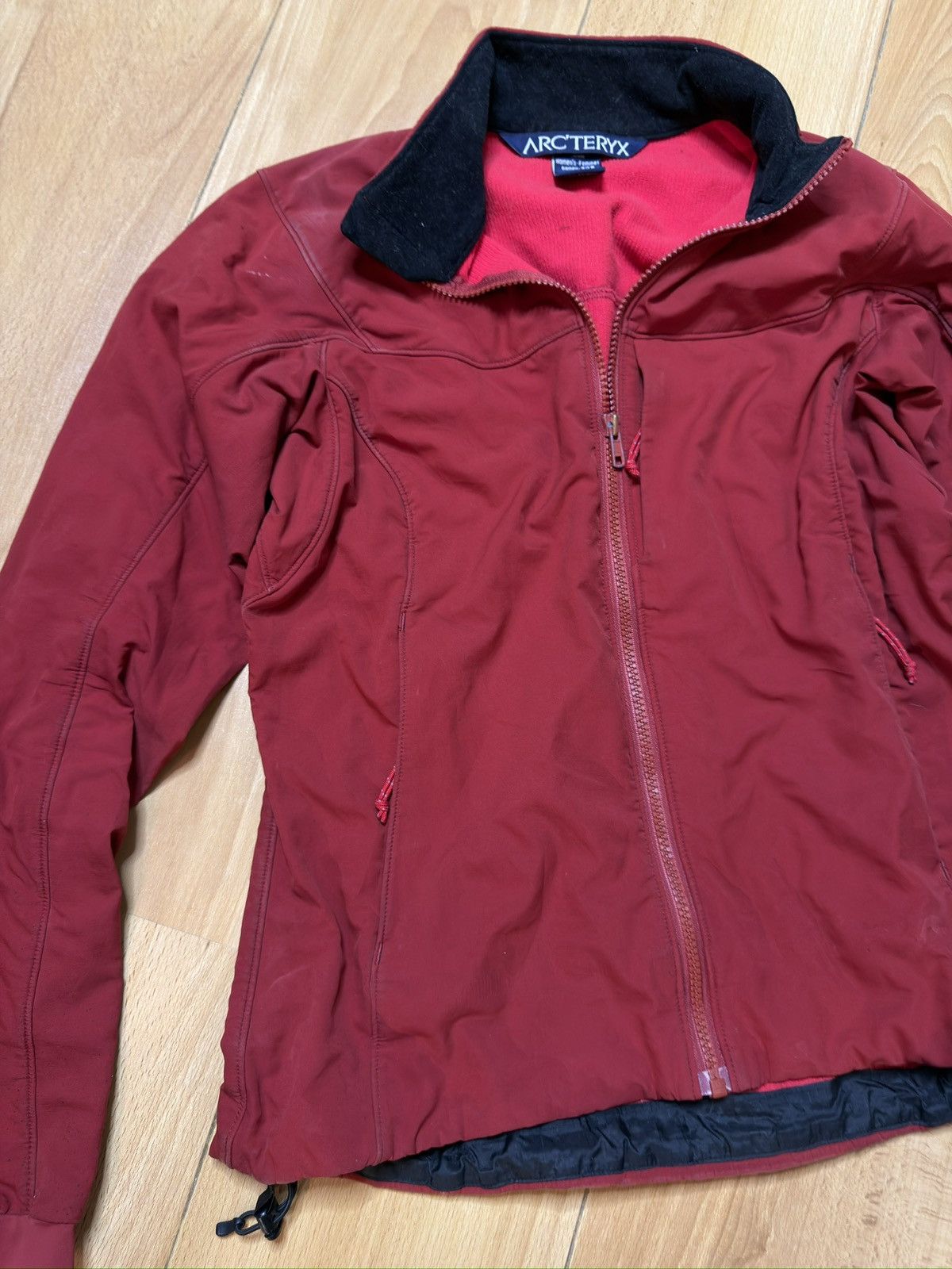 Arc'teryx Arcteryx red jacket softshell jacket Size S / US 4 / IT 40 - 4 Thumbnail