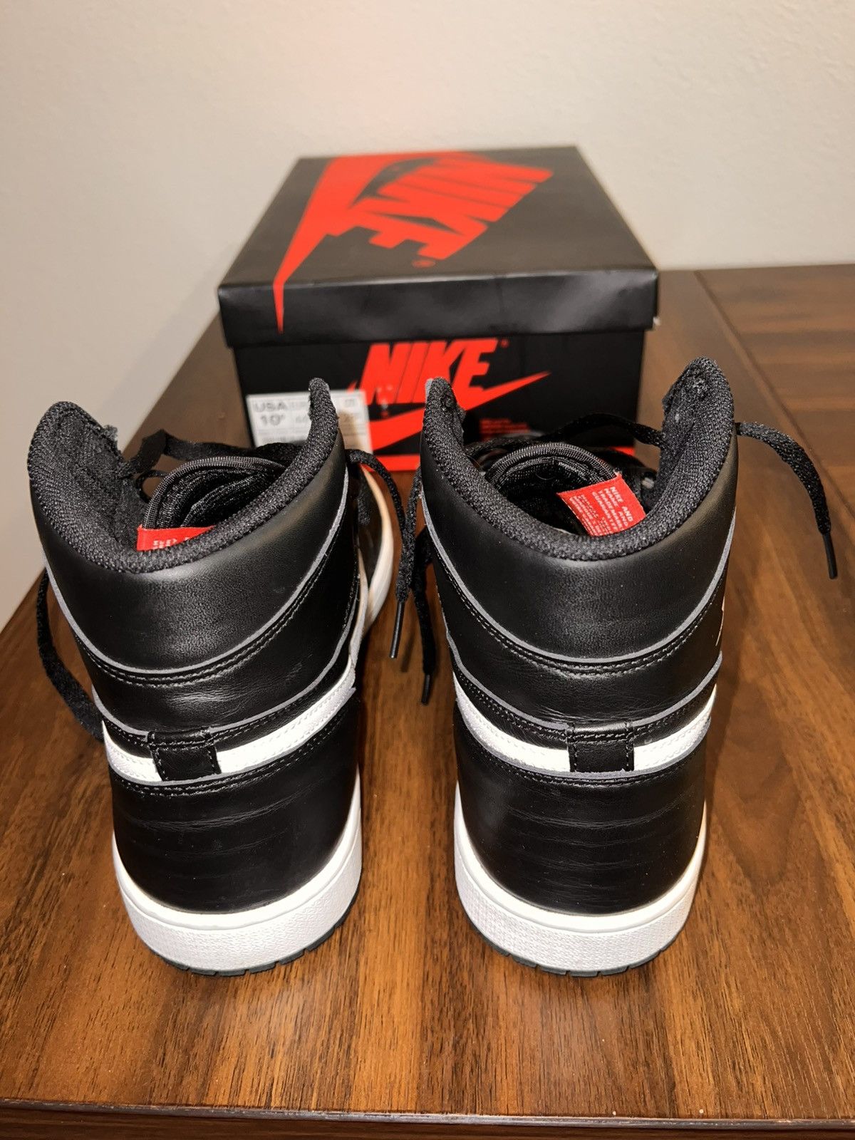 Nike Air Jordan 1 retro High OG “ yin yang” Size US 10.5 / EU 43-44 - 5 Thumbnail