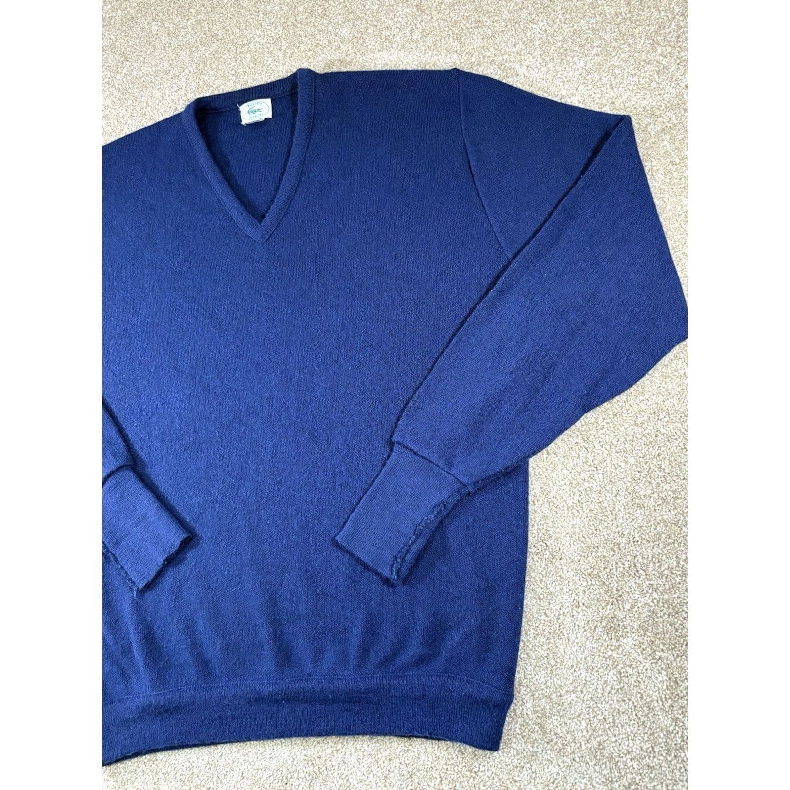 Izod VINTAGE Izod Lacoste Sweater Blue V-Neck Pullover Tall XL TLT Men’s Pullover Casual Business Size US XL / EU 56 / 4 - 3 Thumbnail