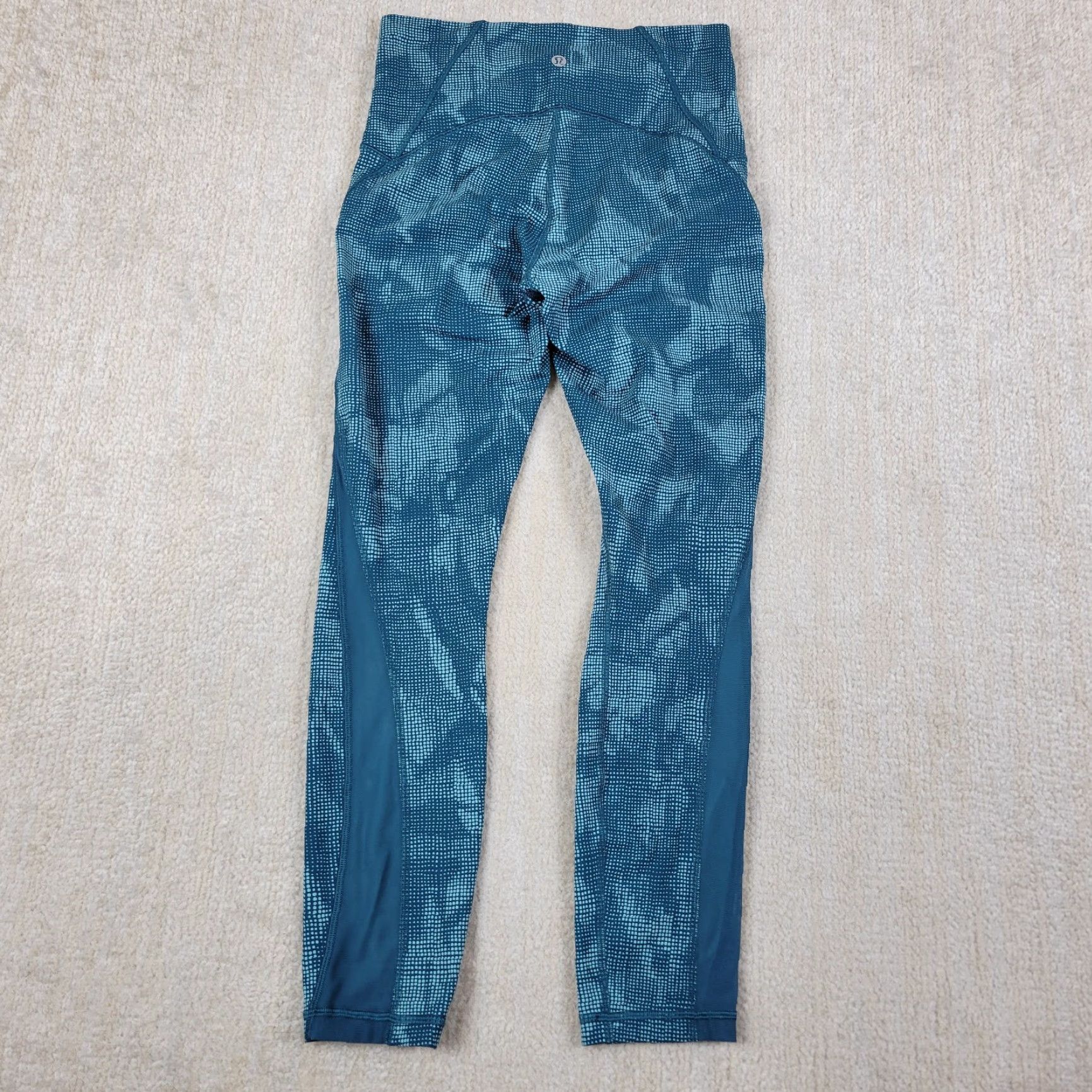 Lululemon Fast and Free High-Rise Tight 25 Womens Size 6 Blue Nulux Geometric