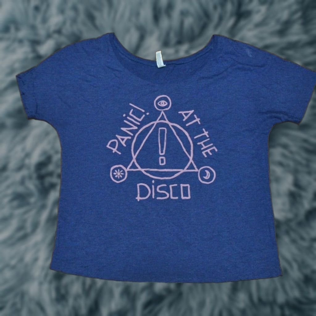 Bell Womens Panic! At The Disco Emo Band Logo T Shirt Nice Wide & Short Cut Size S / US 4 / IT 40 - 1 Thumbnail