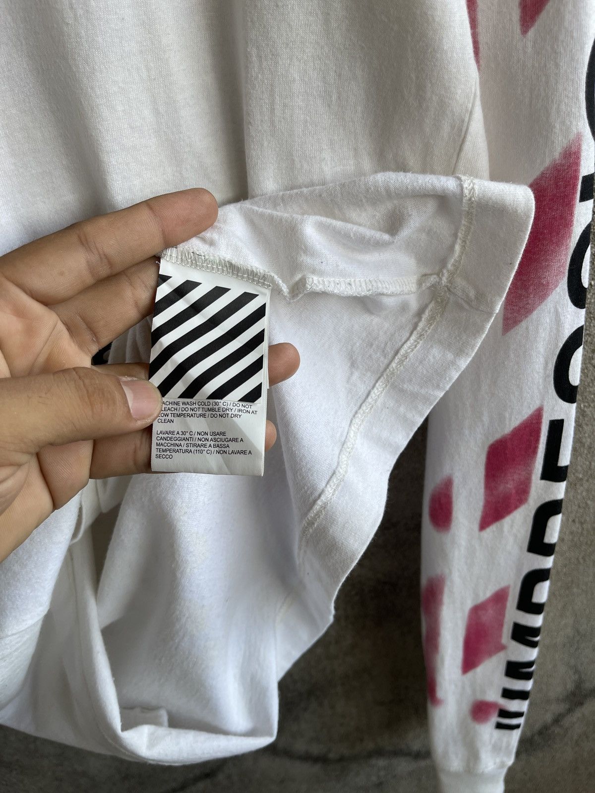 Off-White AW19🔥OFF WHITE✖️VIRGIL ABLOH🔥White Diag Stencil L/S Tshirt Size US M / EU 48-50 / 2 - 10 Thumbnail