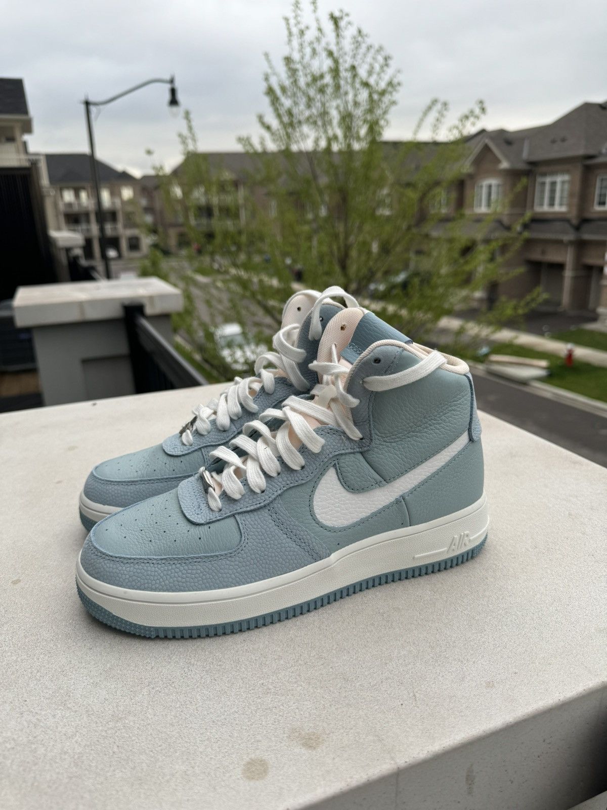 image of Nike Womens Wmns Air Force 1 High Sculpt Shoes in Blue (Size 7.5)