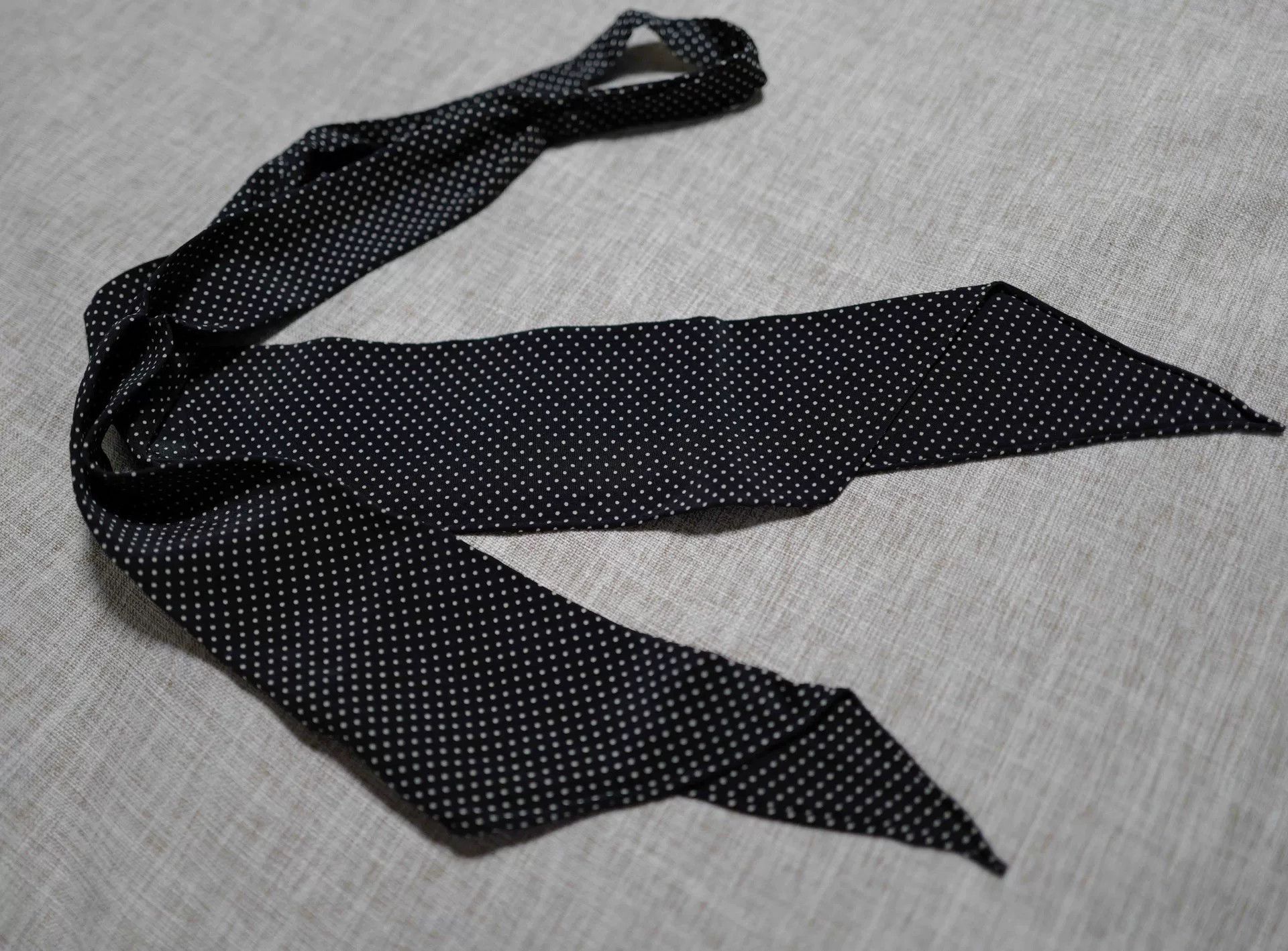 Saint Laurent Paris Black Silk Polka Dot Bow Tie Size ONE SIZE - 1 Thumbnail