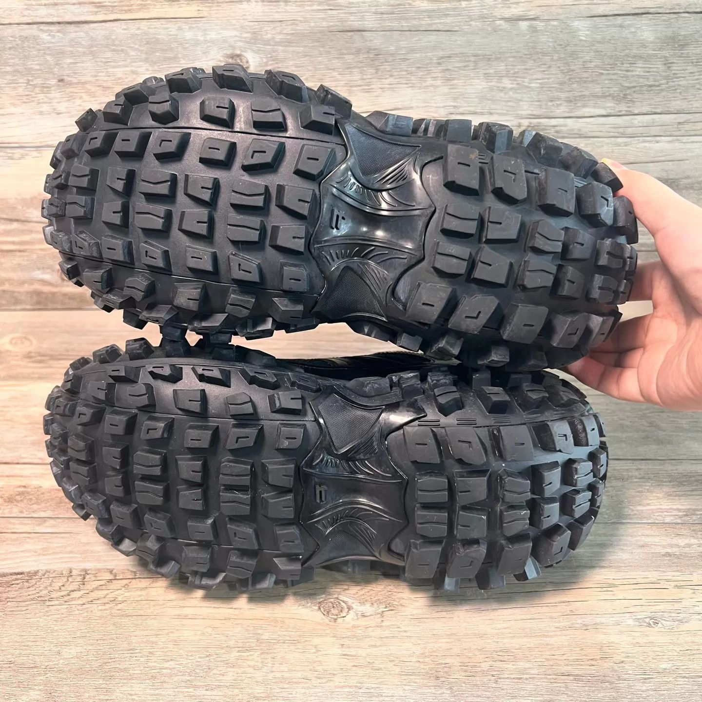 Balenciaga Balenciaga Defender Black 42 98 New Size US 9 / EU 42 - 6 Thumbnail
