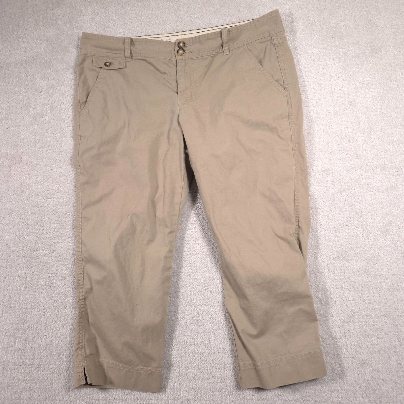 Eddie Bauer Eddie Bauer Pants Womens 14 Beige Shaw Twill Capri Straight Leg Stretch Chino Size 36" / US 14 / IT 50 - 3 Thumbnail