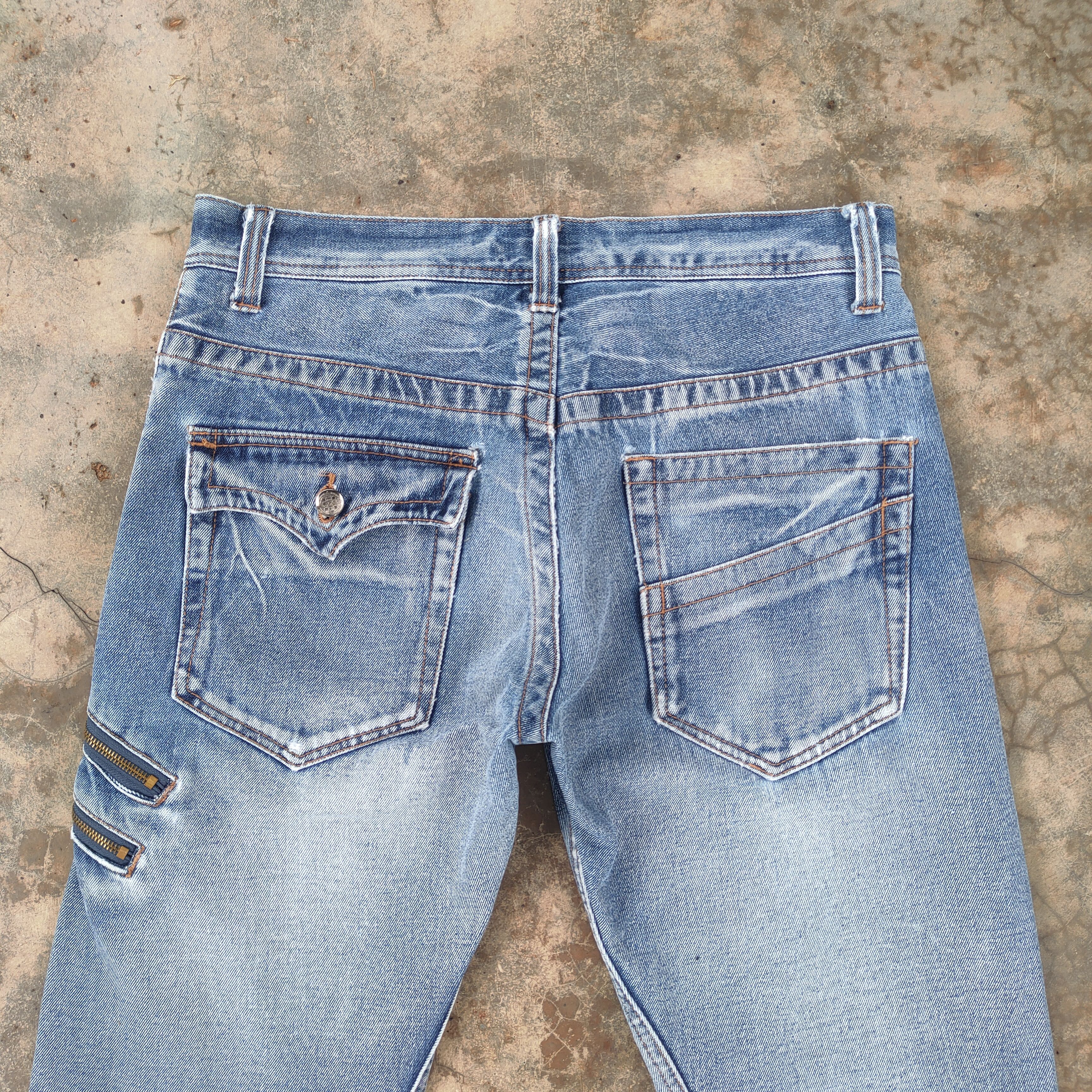 Roots Vintage root Flare faded jeans denin Cargo pants Size US 34 / EU 50 - 10 Thumbnail