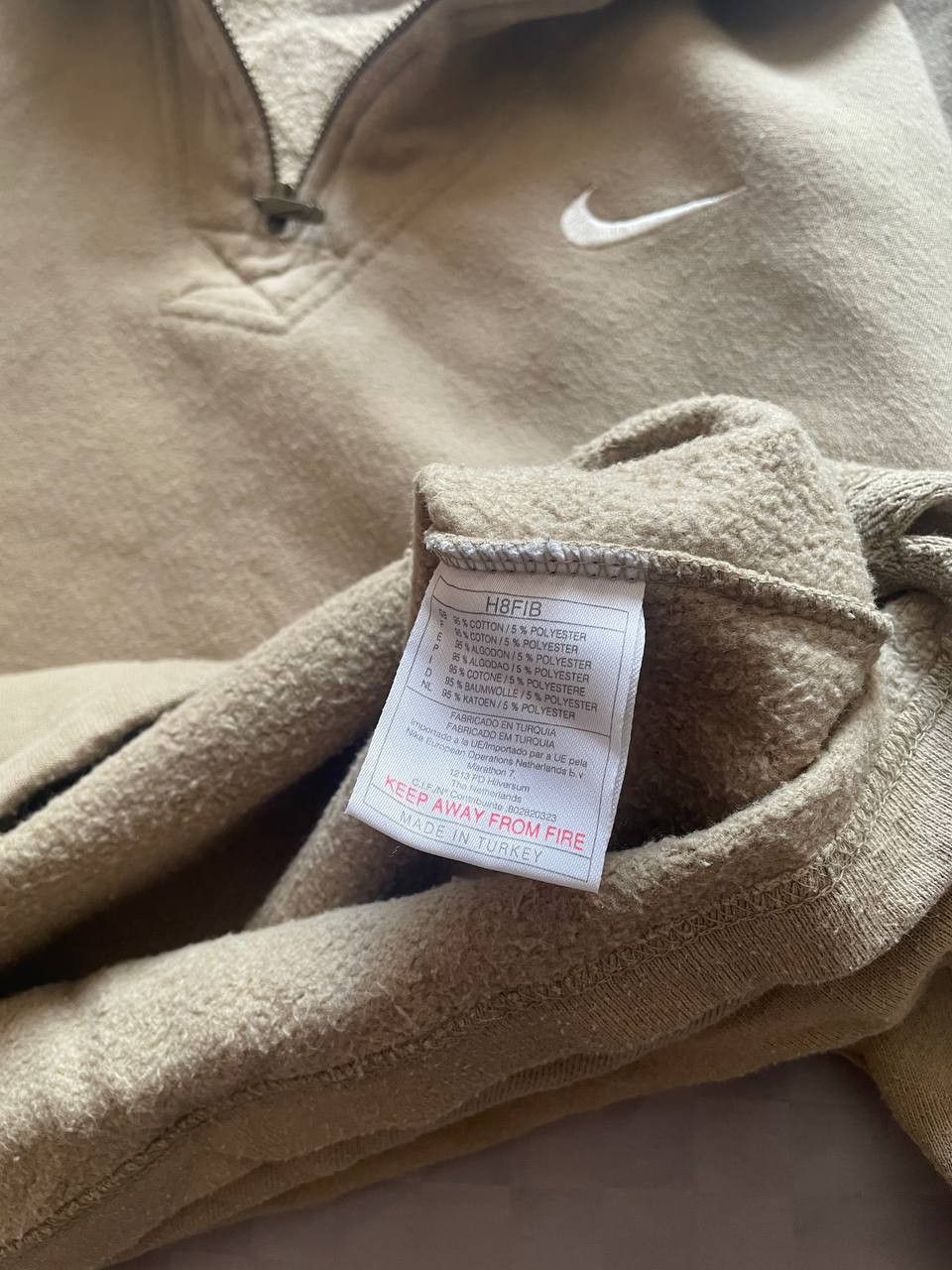 Nike Vintage Nike 1\4 Zip Small Logo Heavy Cotton Sweatshirt Size US S / EU 44-46 / 1 - 6 Thumbnail