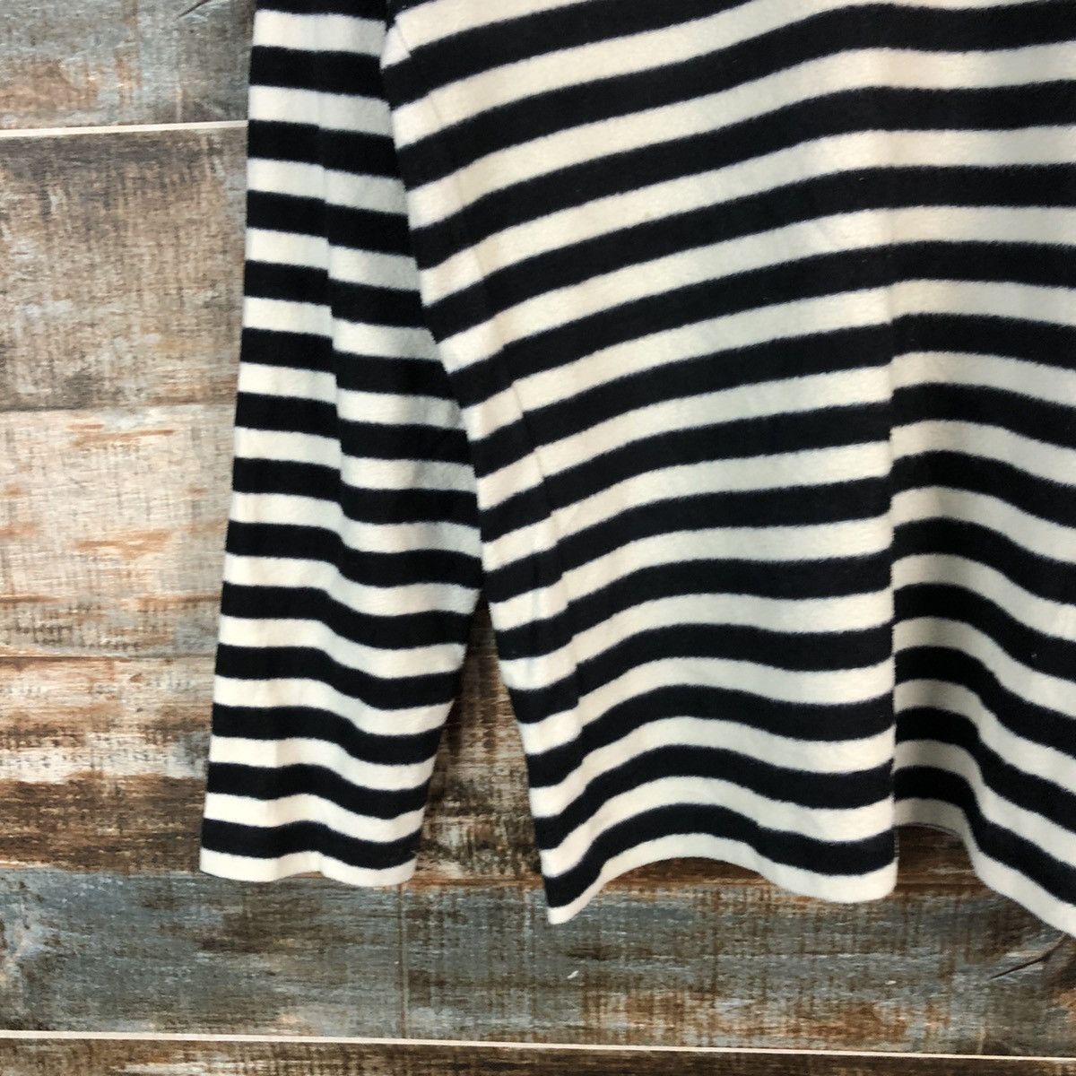 Andy Warhol Uniqlo X Andy Warhol Stripe White Sweater #A2288 Size US S / EU 44-46 / 1 - 7 Thumbnail