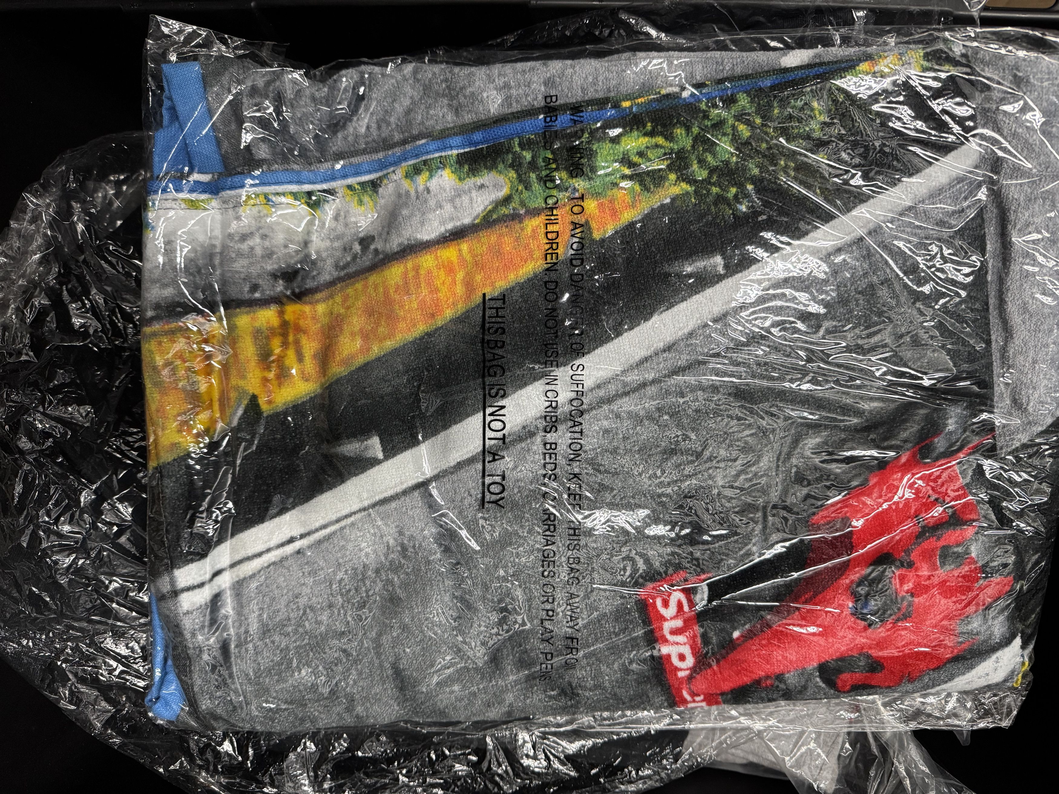 Supreme Supreme SS12 Beach Towel | Grailed