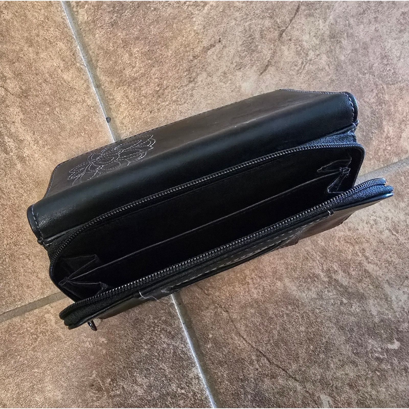 Other Black Floral Stitch Detailed Long Wallet Size ONE SIZE - 2 Thumbnail