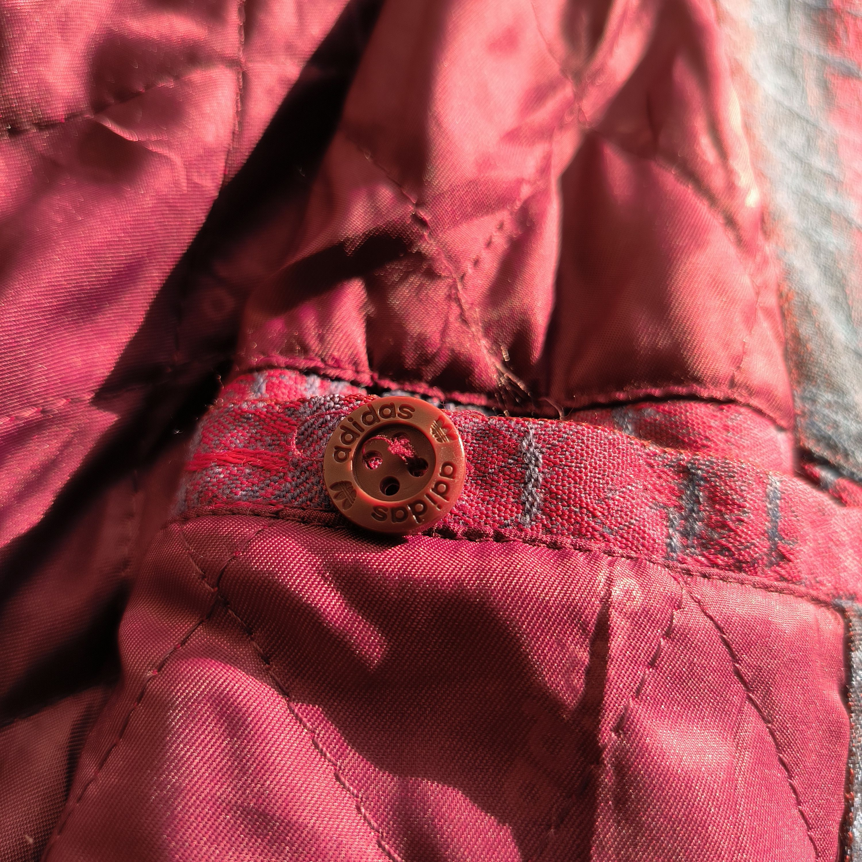 Adidas 🔥Rare🔥 Vintage 1990s Adidas Trefoil Burgundy Jacket Size US L / EU 52-54 / 3 - 7 Thumbnail