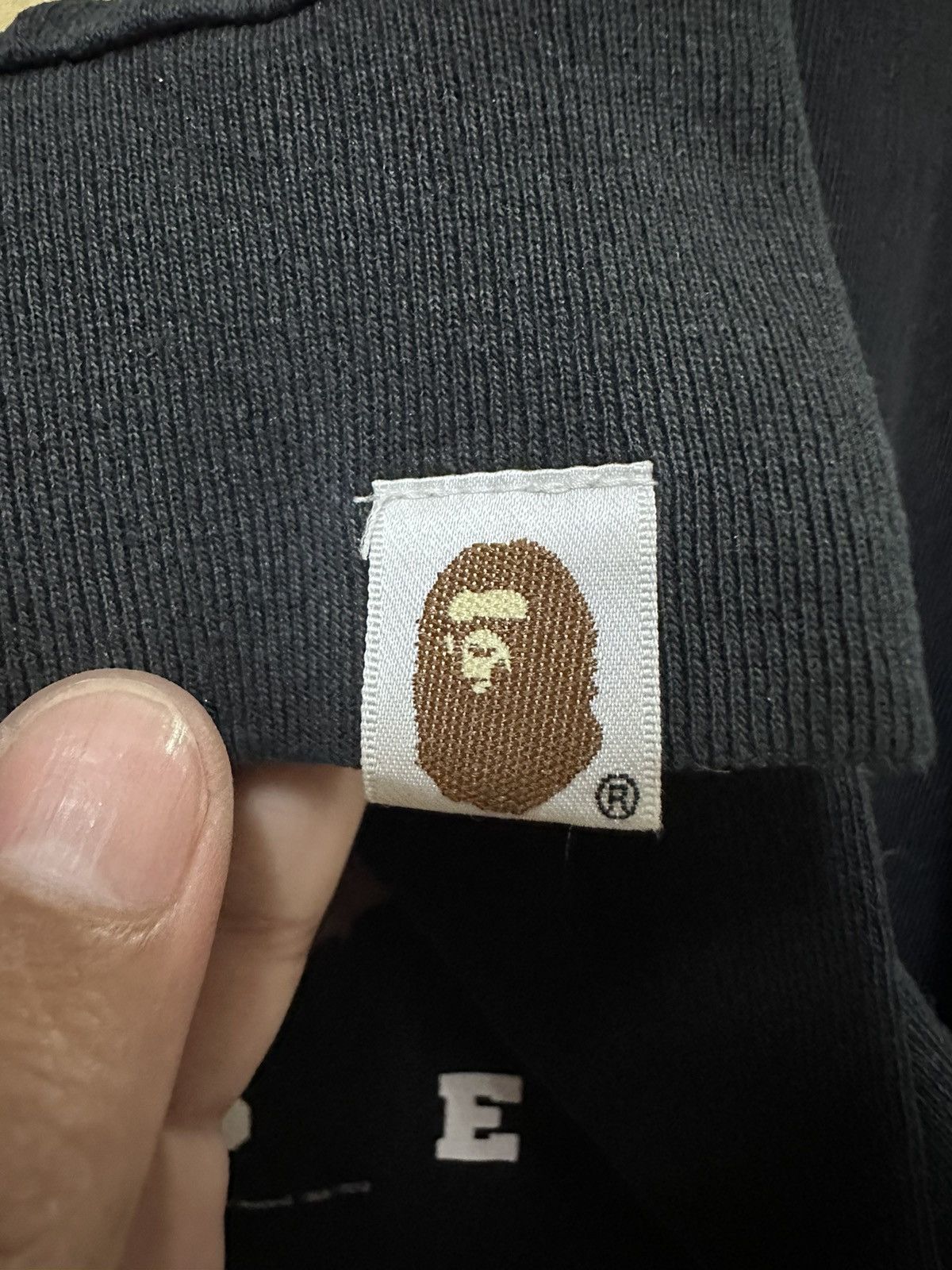 Bape Vintage A Bathing Ape Milo on Big Ape Single Stitch Shirts Size US M / EU 48-50 / 2 - 5 Thumbnail
