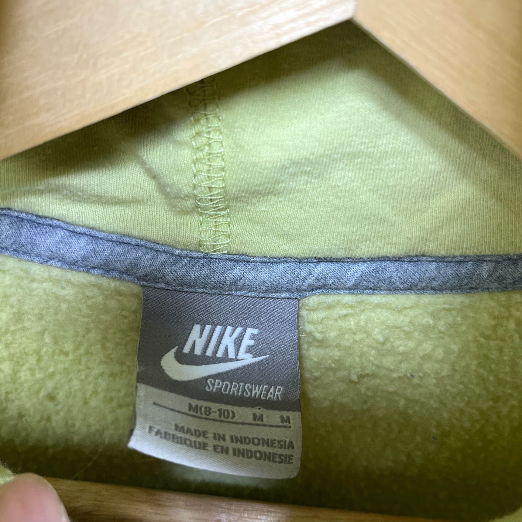 Nike VINTAGE Nike Zip-Up Hoodie Swoosh Tonal Women's M Green Hoodie Size M / US 6-8 / IT 42-44 - 5 Thumbnail