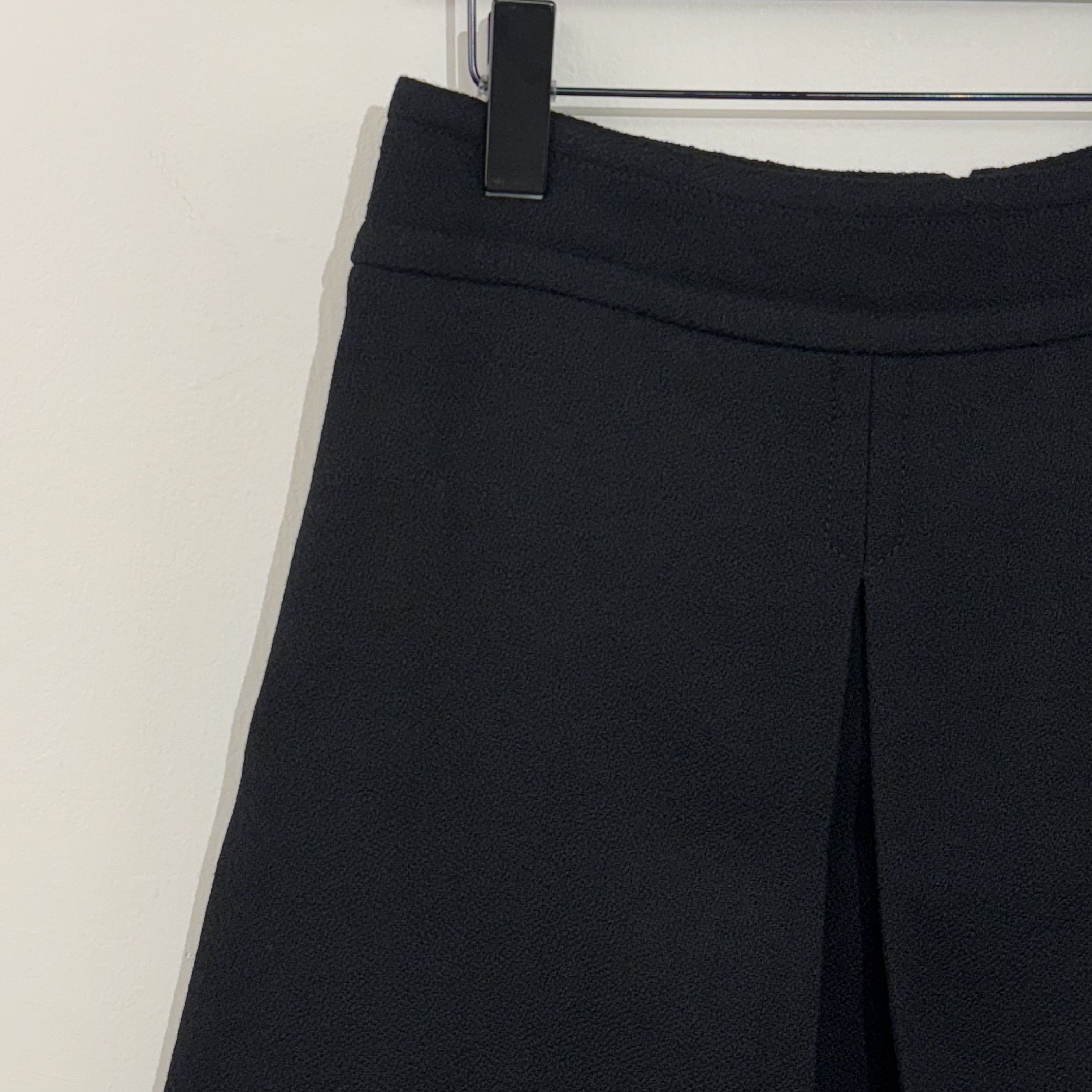 Gucci Gucci Pleated Mini Skirt Size 28" / US 6 / IT 42 - 4 Thumbnail