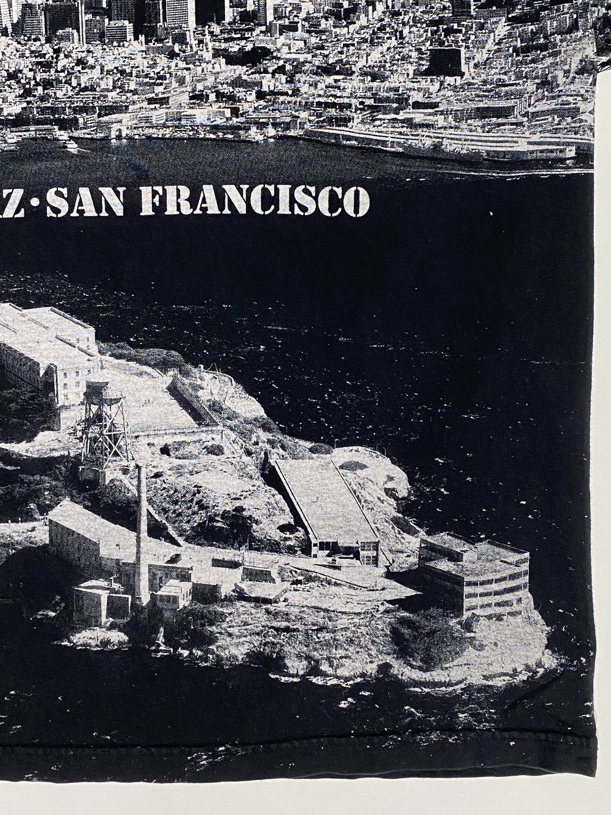 Vintage The Rock Alcatraz AOP- double sided graphic (size XXL) Size US XXL / EU 58 / 5 - 8 Thumbnail