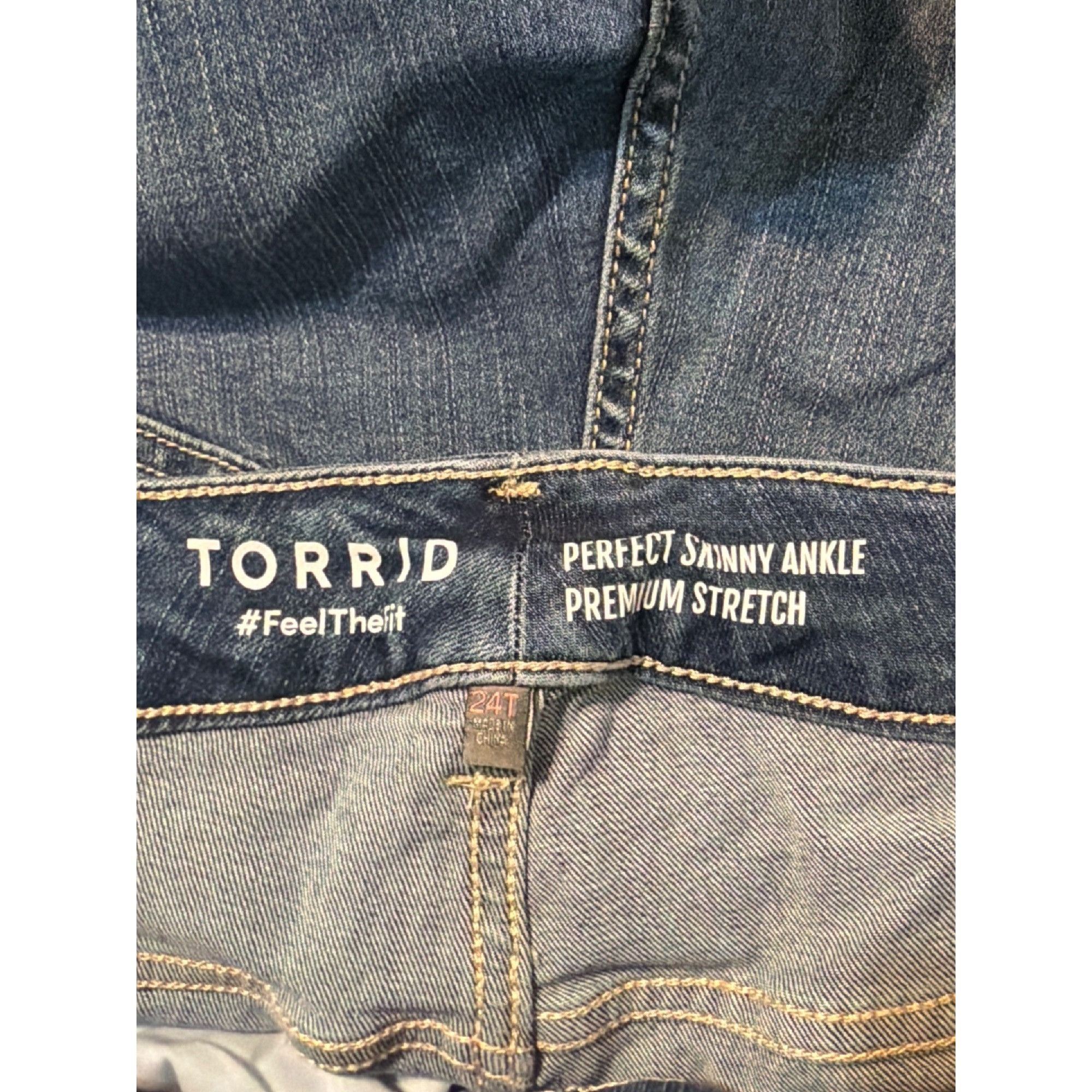 Torrid Torrid Perfect Skinny Ankle Blue Jeans Premium Denim Button Size 42" / US 20 - 5 Thumbnail