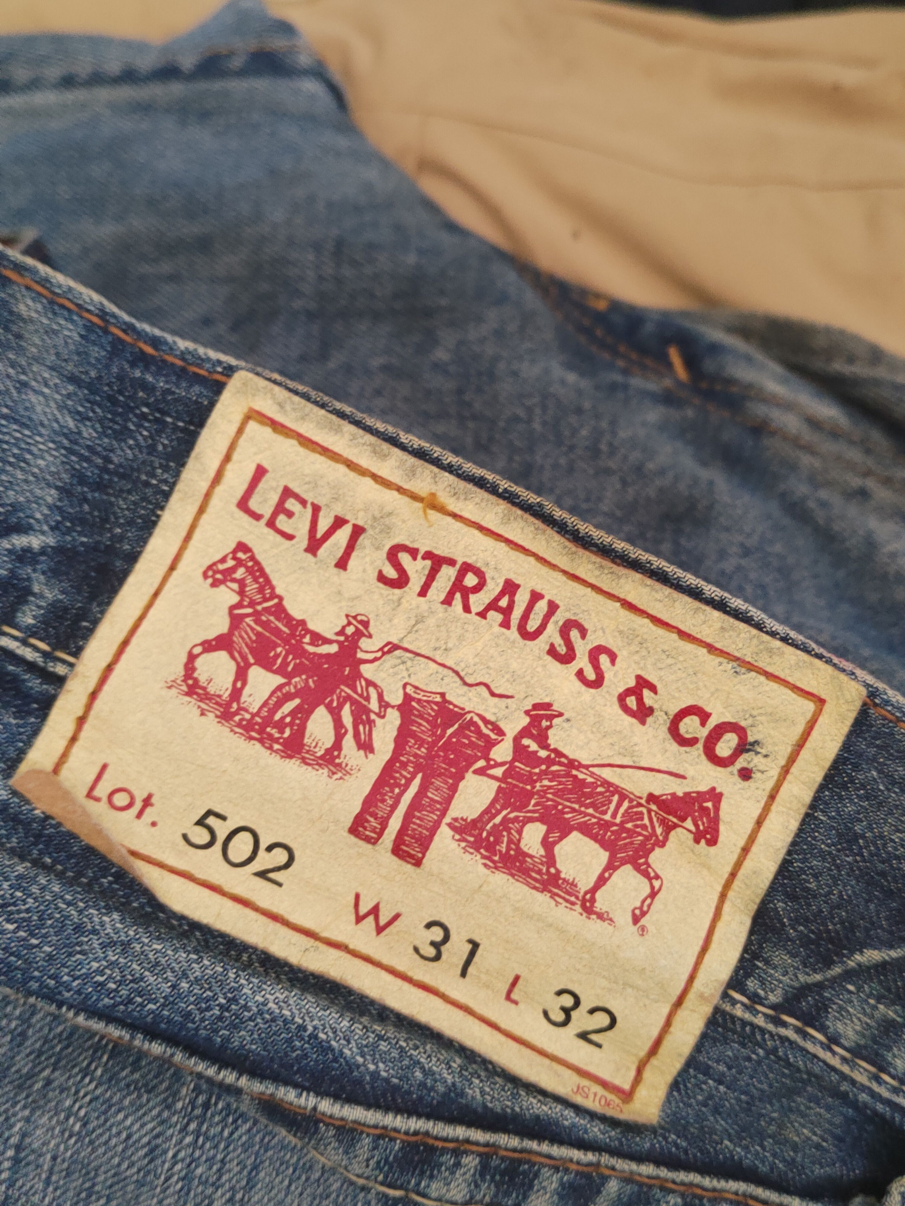Levi's Levi's Dark Blue Distressed Ripped Jeans #S2854 Size US 31 - 16 Thumbnail