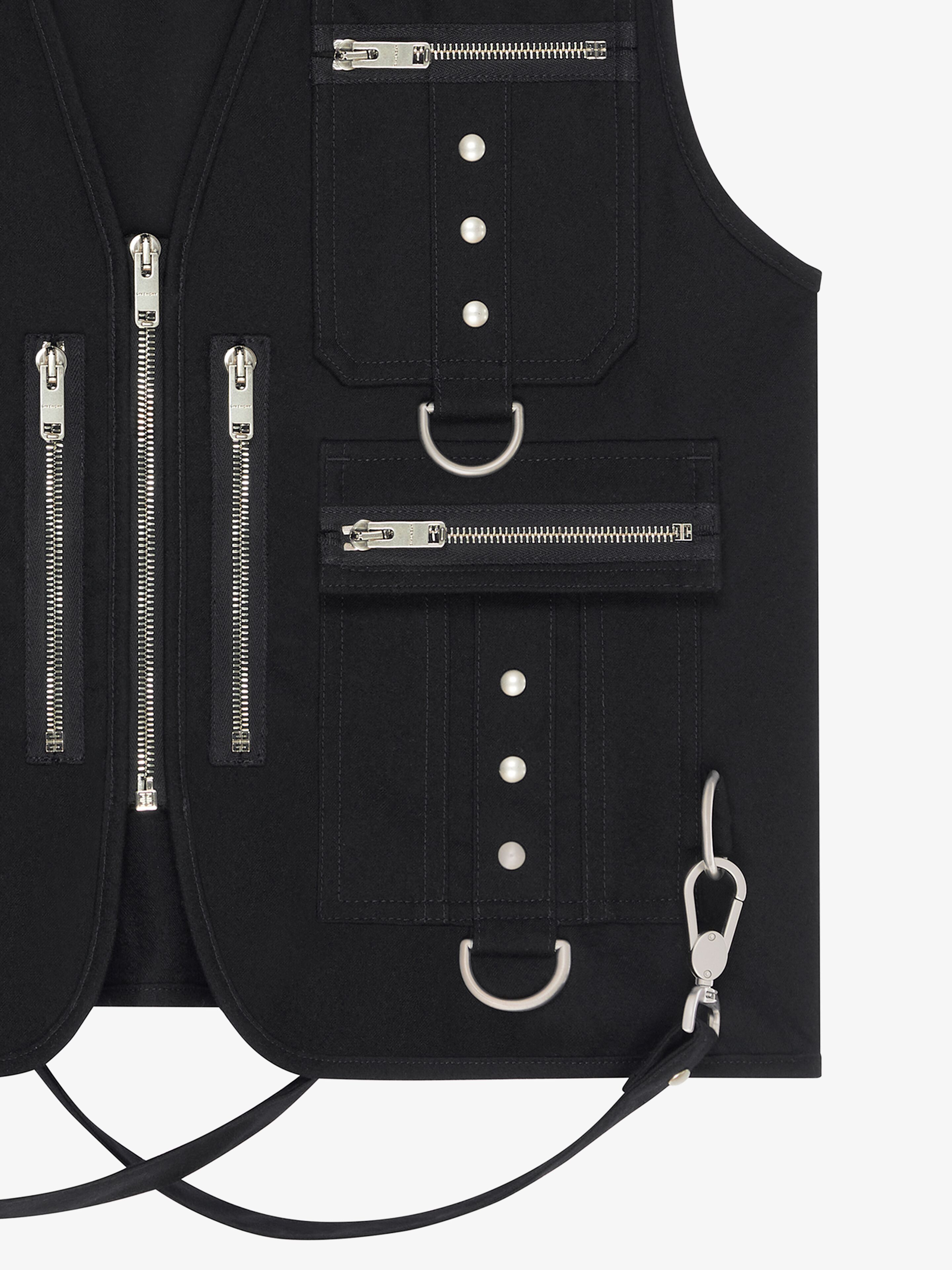 Givenchy o1w1db10325 Multipockets Waistcoat in Black Size US XS / EU 42 / 0 - 5 Thumbnail