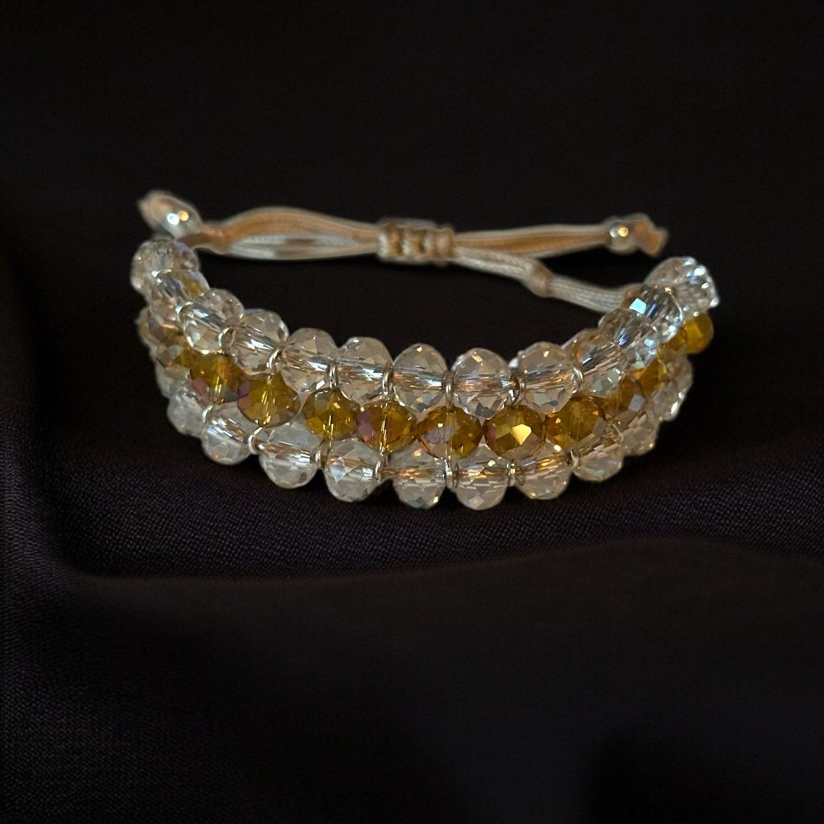 Other Avon multi strand clear topaz glass bead adjustable bracelet Size ONE SIZE - 1 Thumbnail