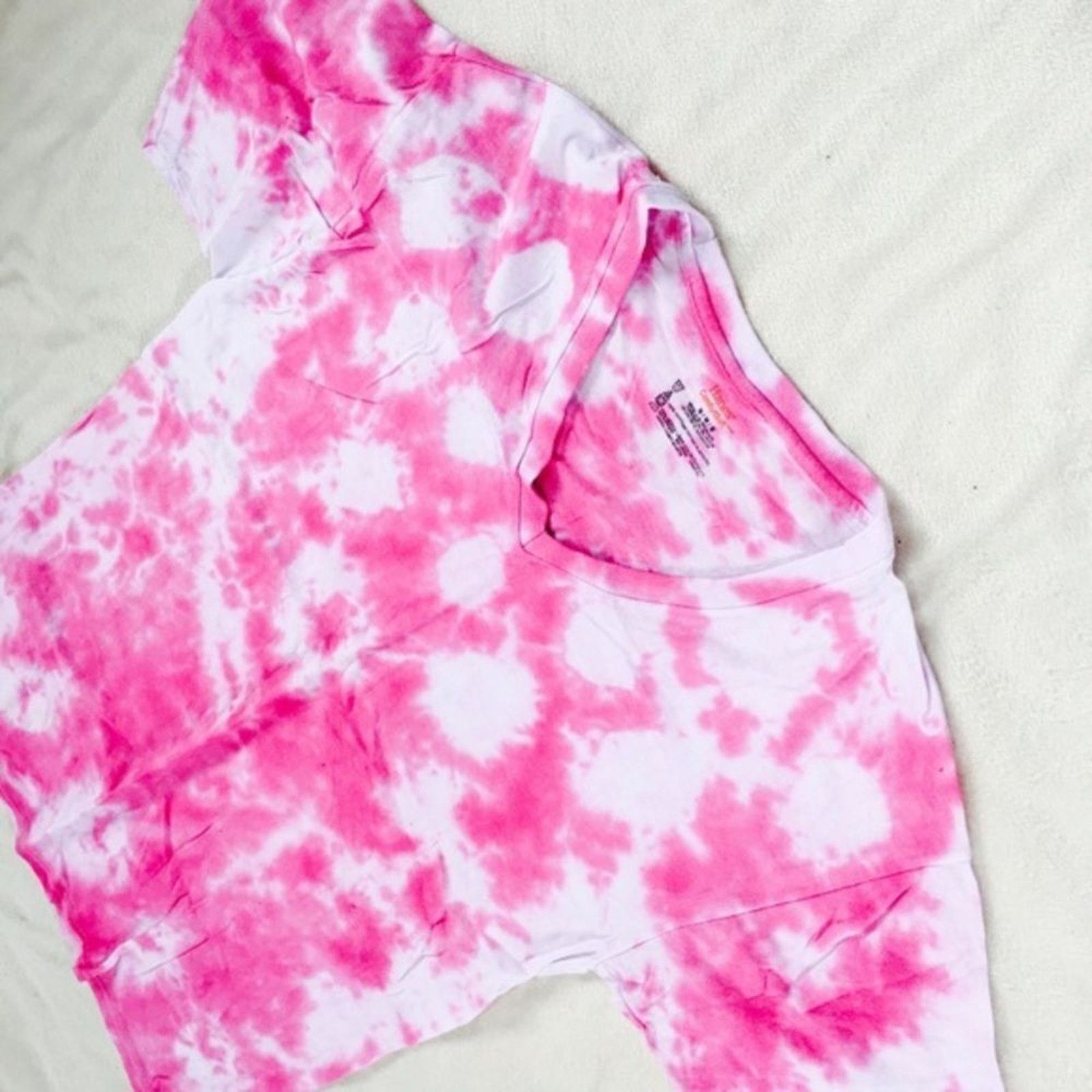 Hanes Dyes by MacKay Pink Tie-Dye V-Neck Tee | Sz M Size US M / EU 48-50 / 2 - 3 Thumbnail