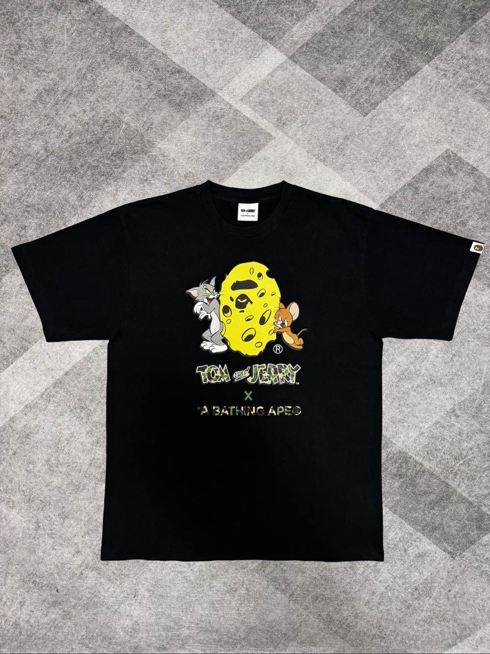 Bape A BATHING APE x Tom and Jerry Graphic T-Shirt Size XL Size US XL / EU 56 / 4 - 1 Thumbnail