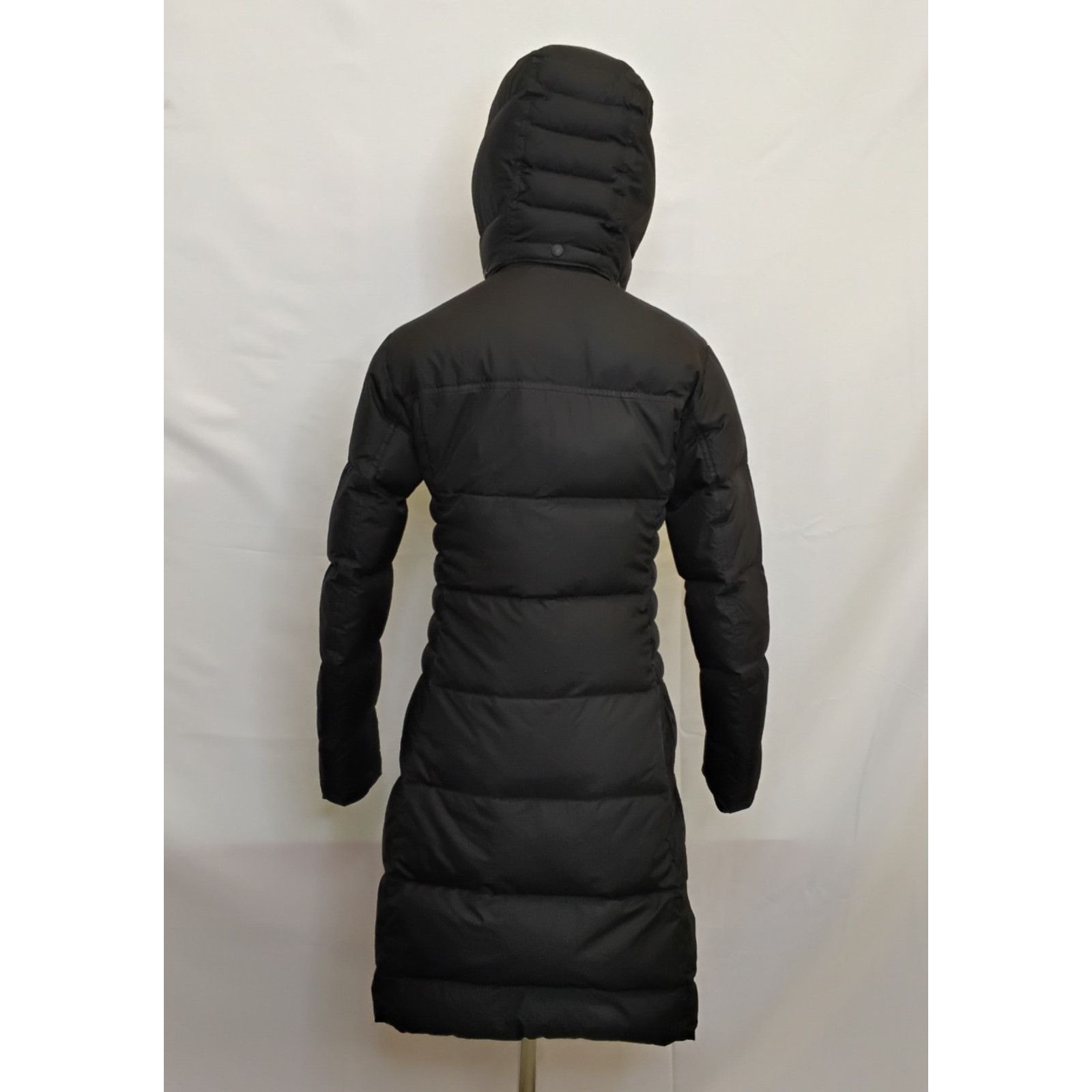 Patagonia Patagonia Down Parka Women's S Black Hooded Puffer Long Size S / US 4 / IT 40 - 3 Thumbnail