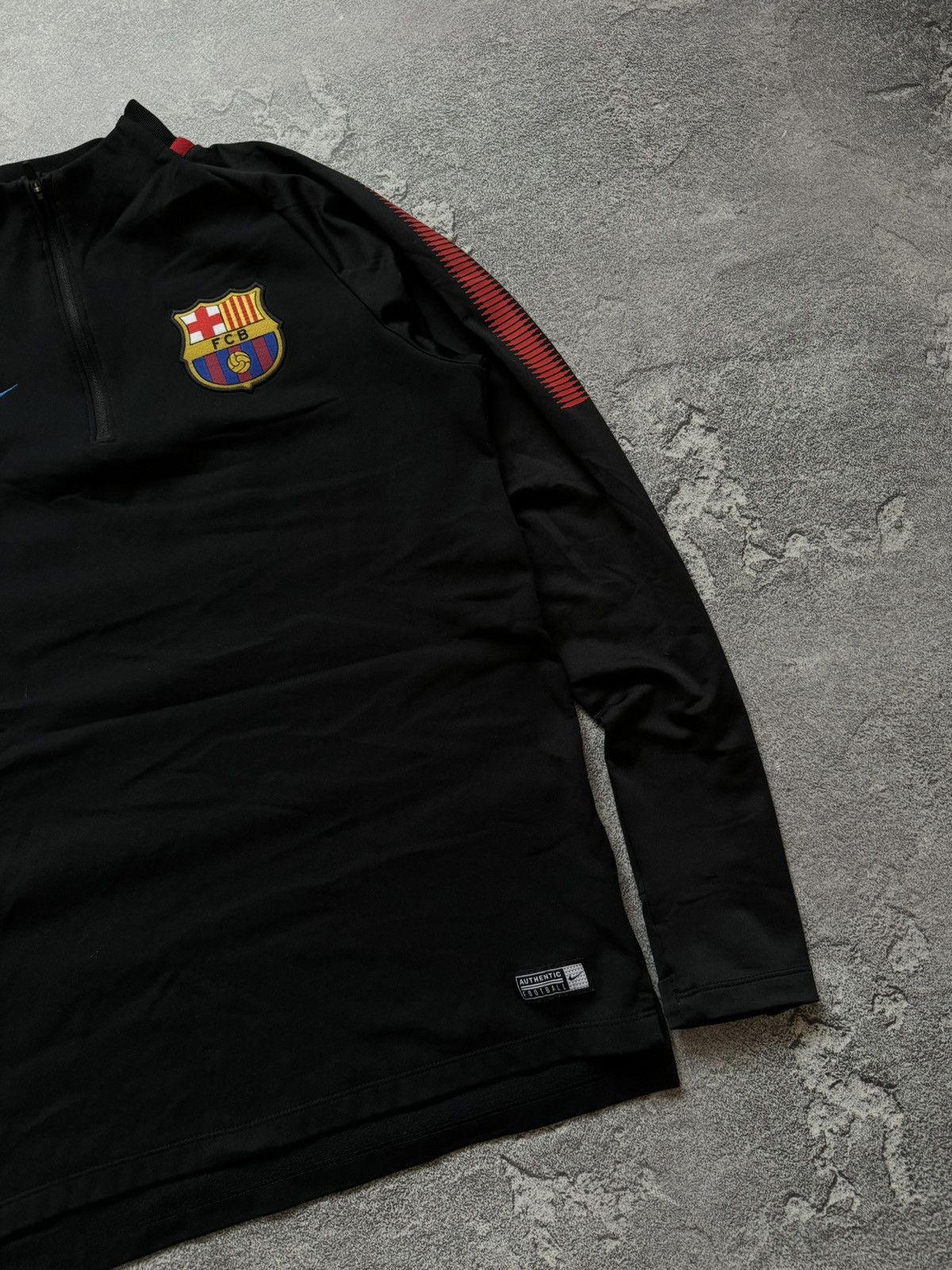 Nike × Vintage Nike Barcelona S 1/4 zip jersey long sleeve tee T-shirt polo Size US S / EU 44-46 / 1 - 6 Thumbnail