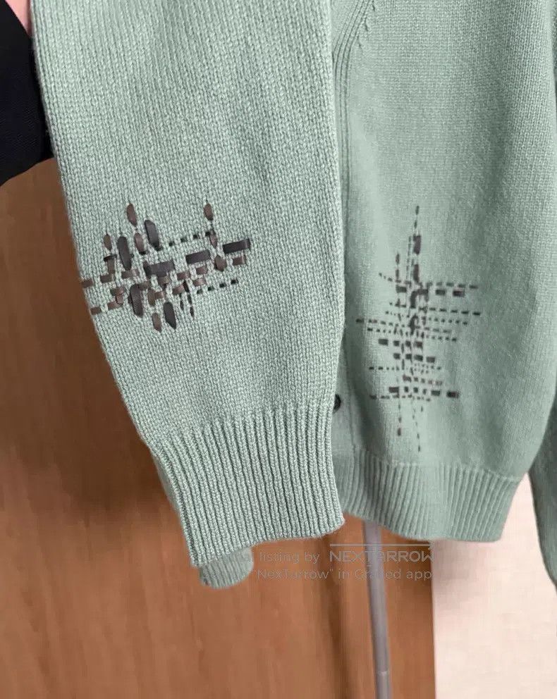 Hermes Hermes Men's cashmere cardigan Size US L / EU 52-54 / 3 - 5 Thumbnail