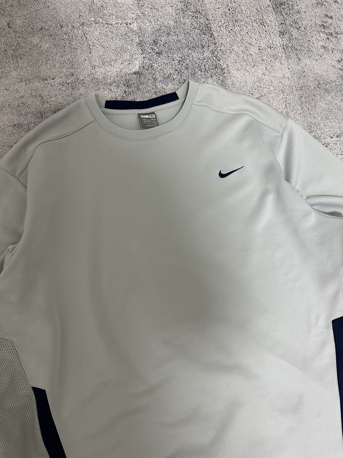 Nike Vintage Nike Oversize Sweatshirt Swoosh Logo White Fit Size US XXL / EU 58 / 5 - 4 Thumbnail