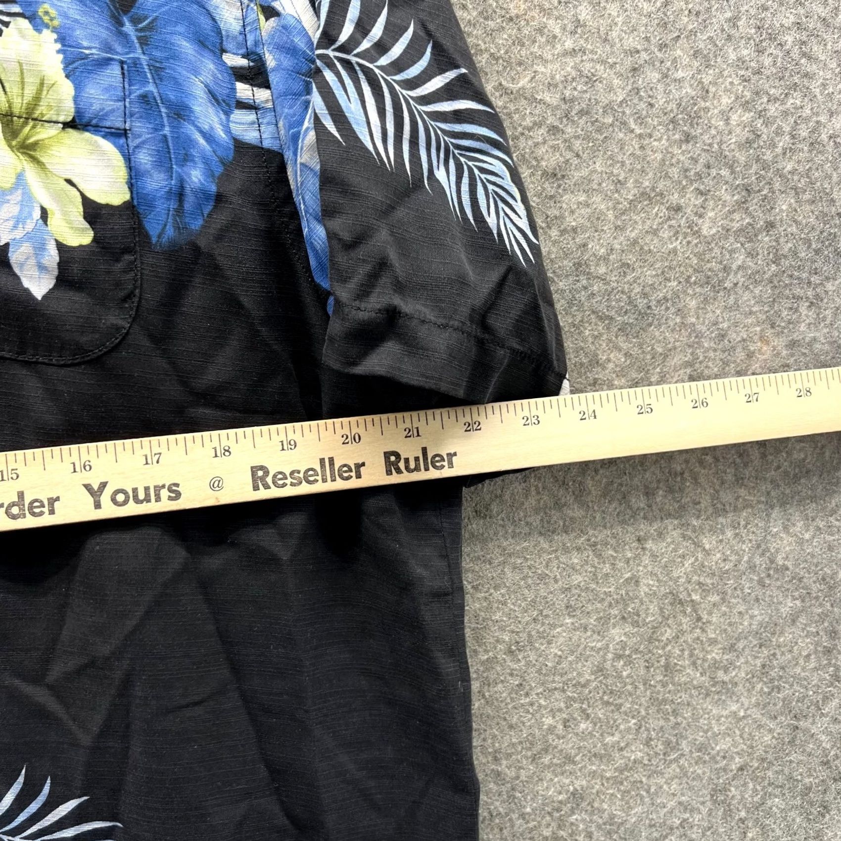 Tommy Bahama VINTAGE Tommy Bahama Shirt Mens Large Black Button Down Silk Island Hawaiian Camp Floral Size US L / EU 52-54 / 3 - 3 Thumbnail