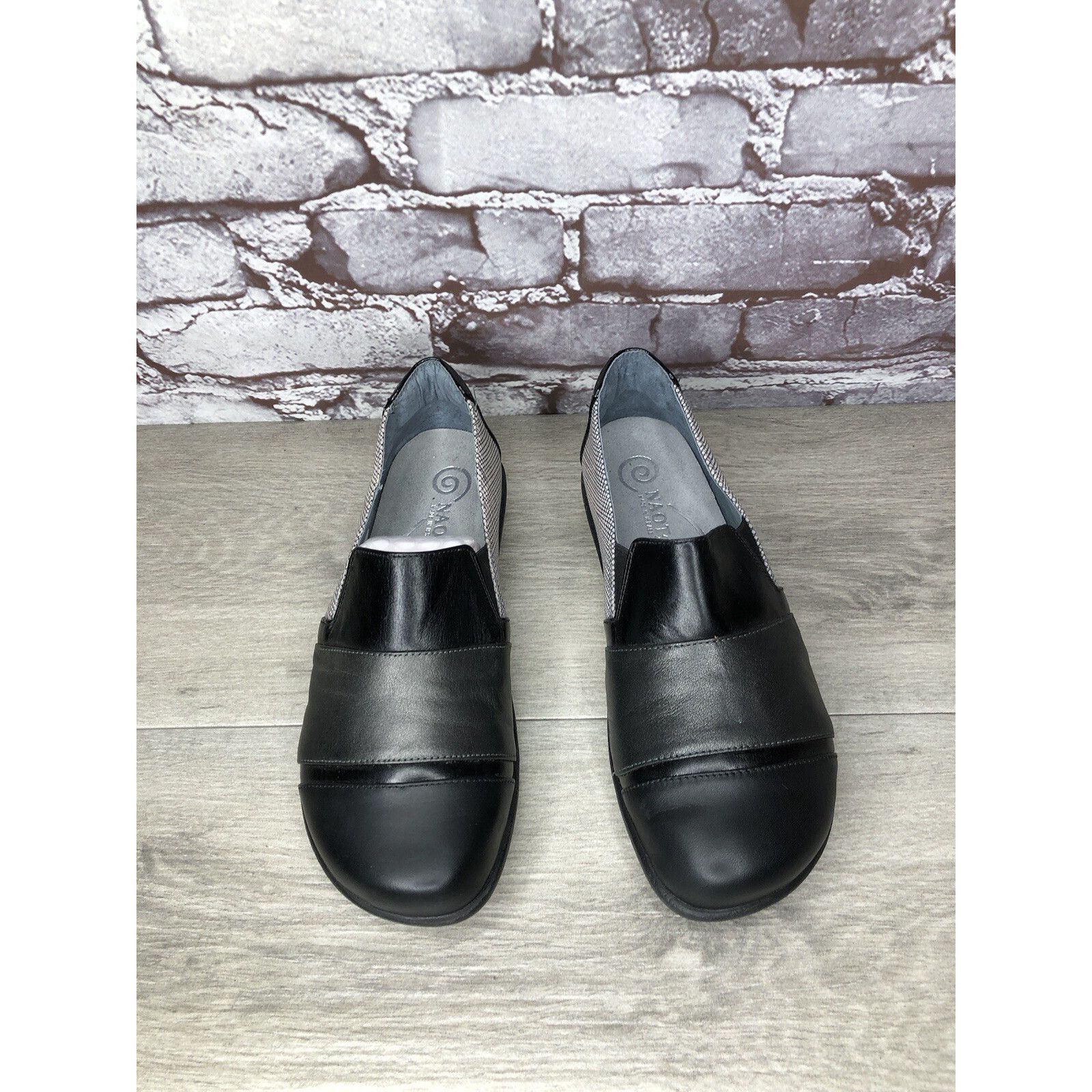Other Naot Prescott Black Leather Grey Synthetic Comfort Casual Cl Size US 6 / IT 36 - 2 Thumbnail