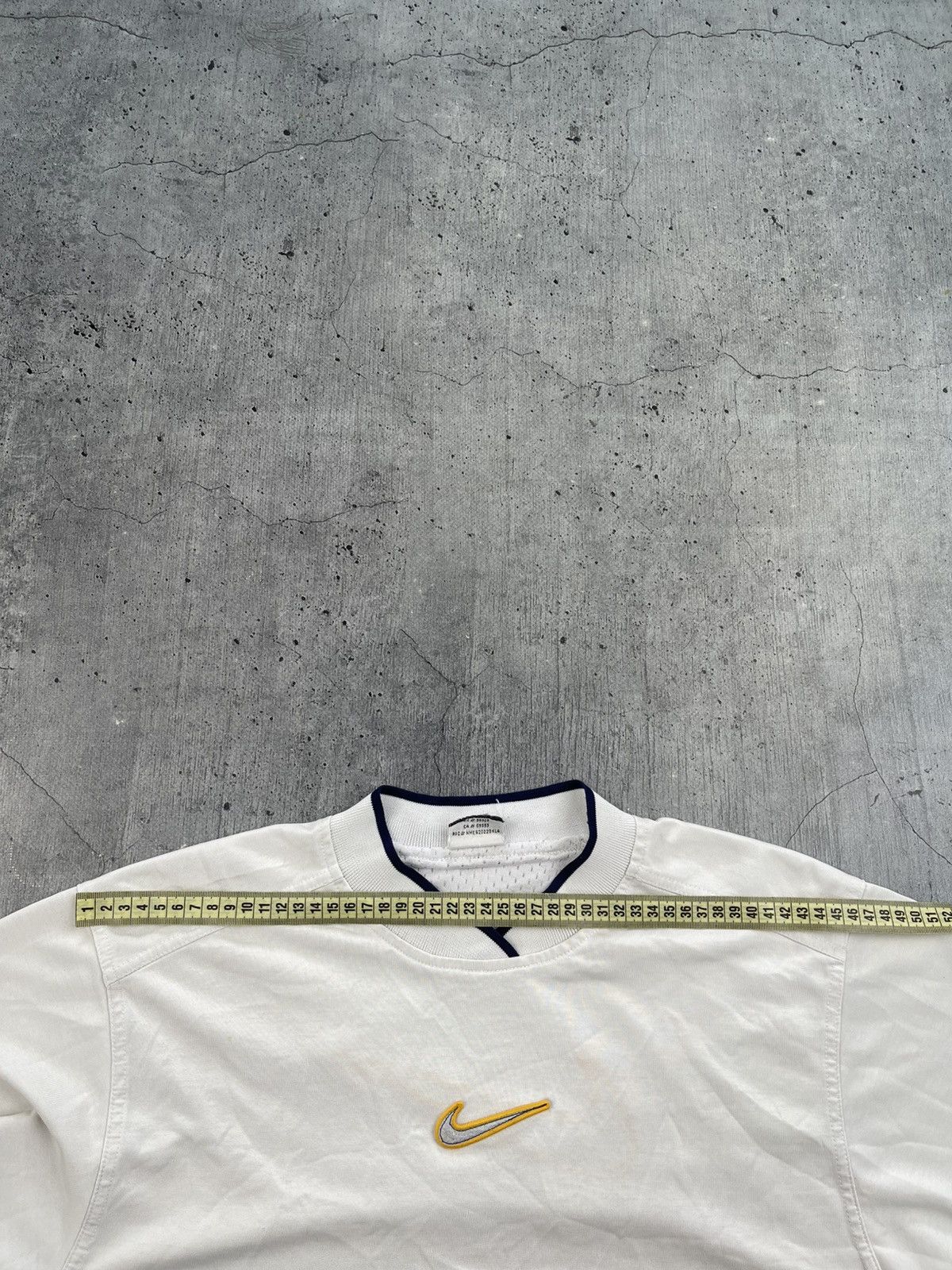 Nike Nike Vintage Sweatshirt Big Central Logo Japanese Y2K Size US M / EU 48-50 / 2 - 7 Thumbnail