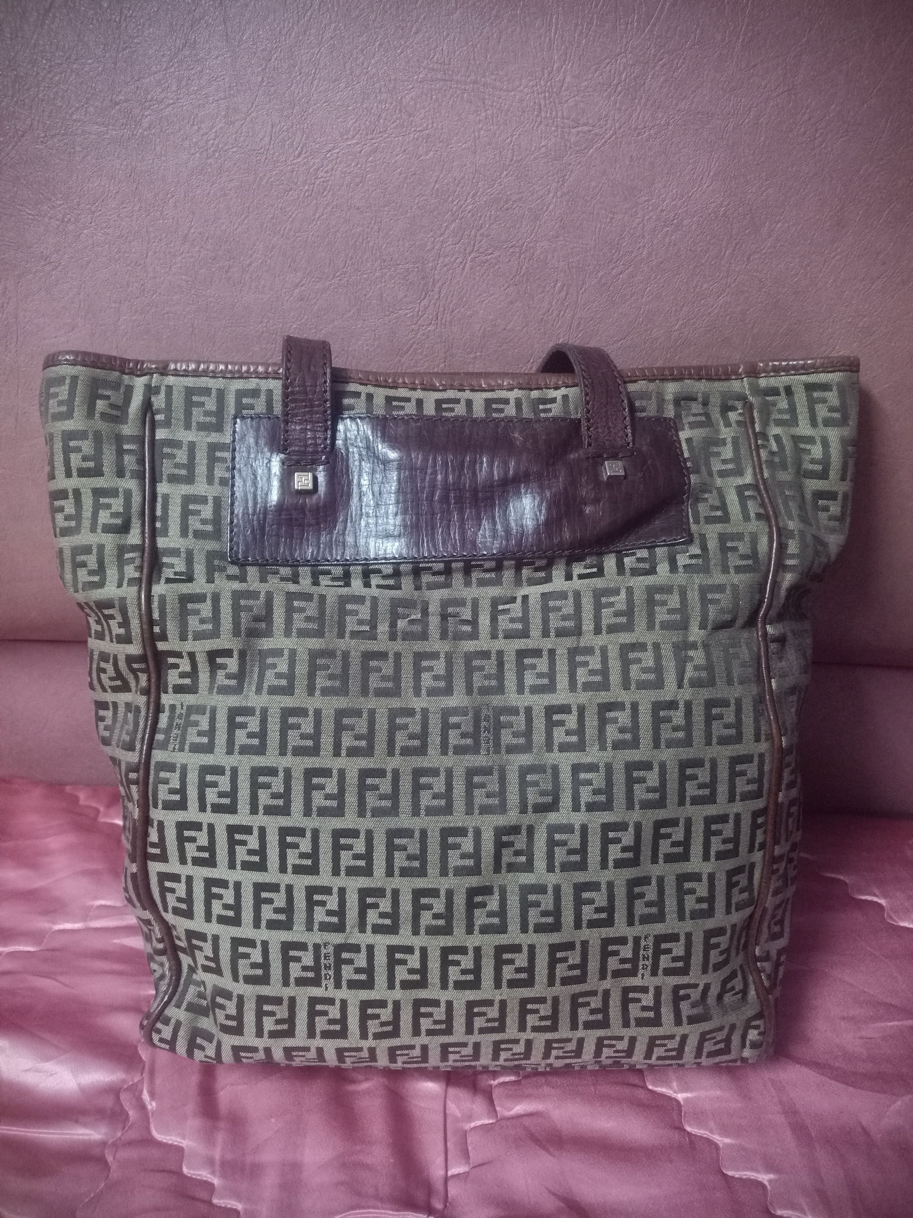 Fendi Authentic Fendi Tote Bag Size ONE SIZE - 4 Thumbnail