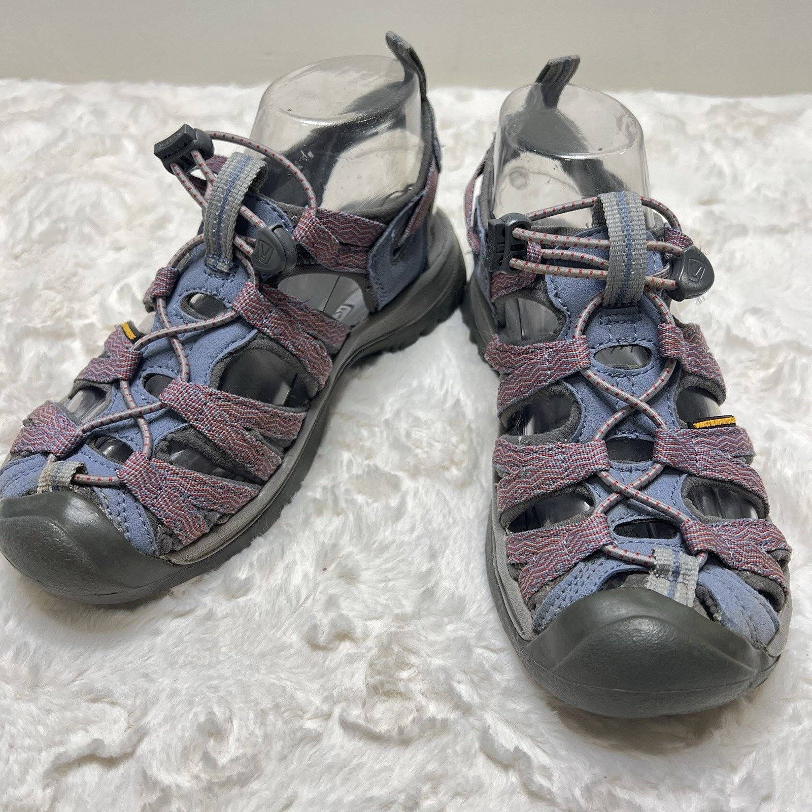 KEEN Keen WomensWhisper Black Neutral Gray Hiking Shoes 6.5 Women Size US 6.5 / IT 36.5 - 9 Thumbnail