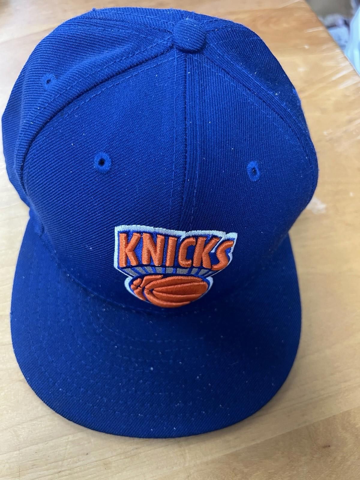 New Era New York Knicks 1998 hat. 59Fifty 7 3/4 Size ONE SIZE - 3 Thumbnail