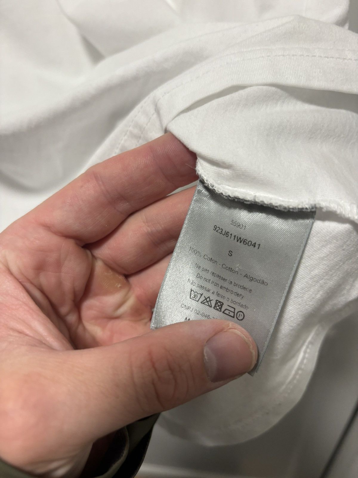 Dior × Kaws X kaws Size US M / EU 48-50 / 2 - 5 Thumbnail
