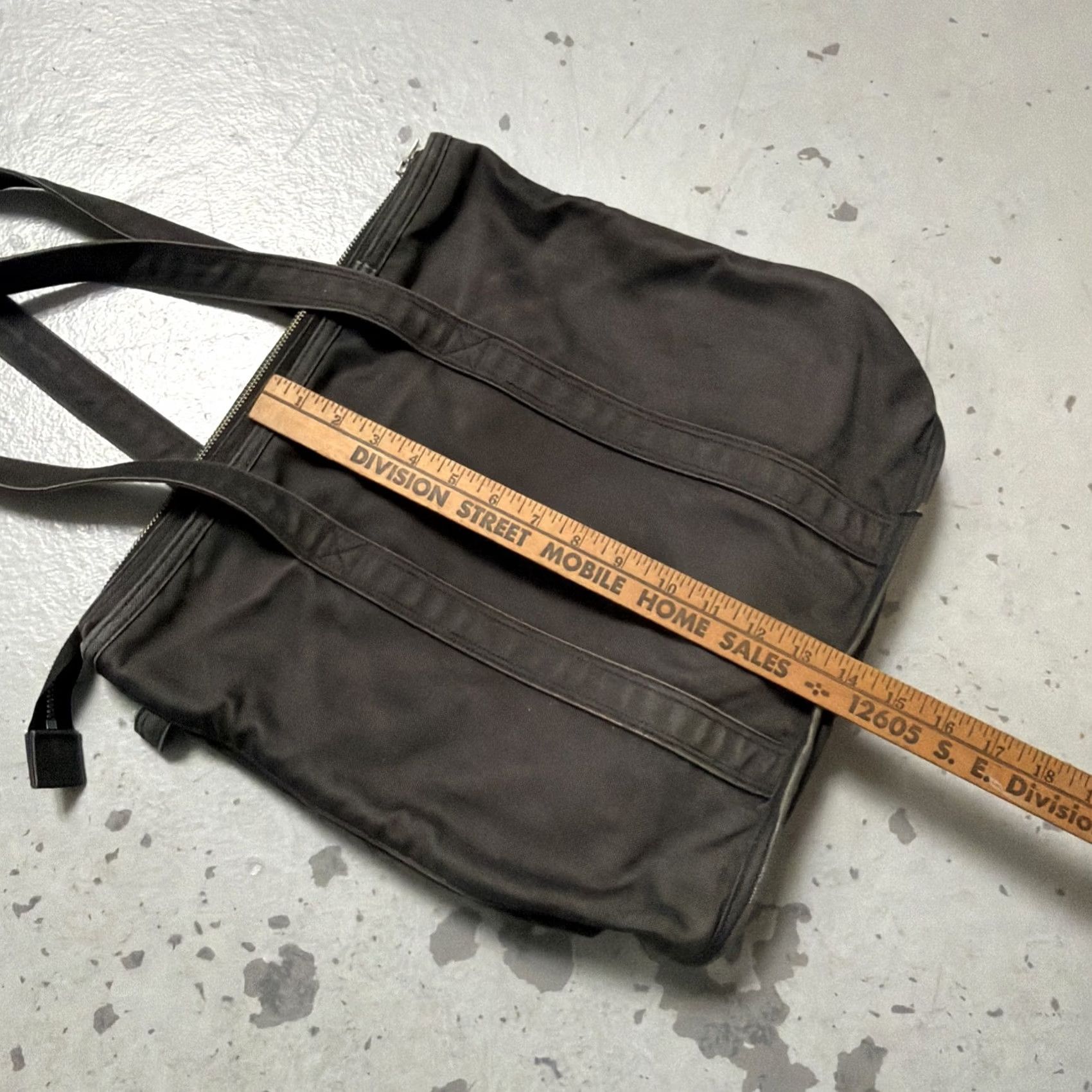 Rue Porter Porter Yoshida Canvas Zip Tote Shopping School Bag Hiking City Made Japan Tote Unisex Adults Gray Nylon Pockets Zip Closure Size ONE SIZE - 6 Thumbnail