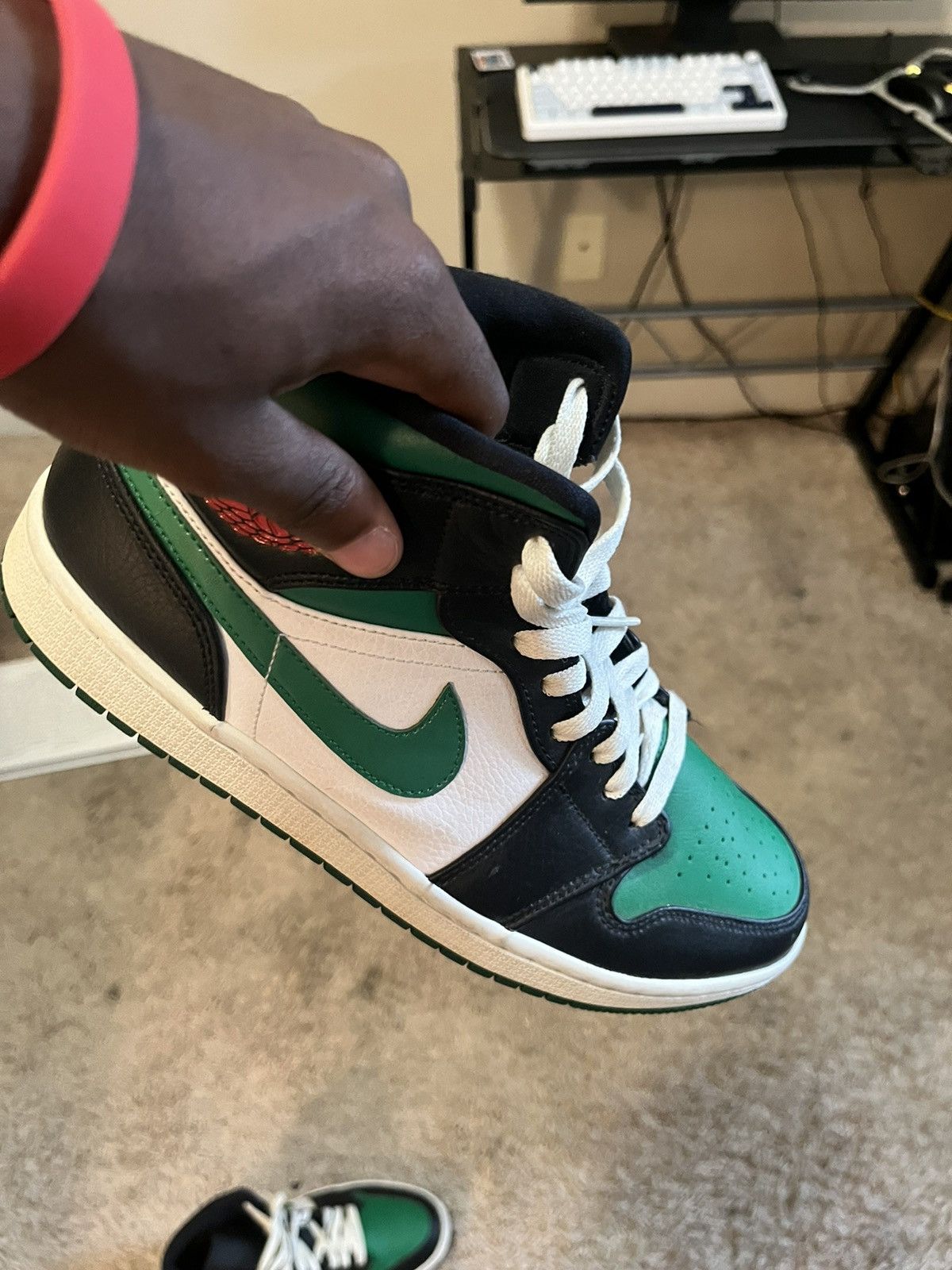Jordan Brand Jordan 1 mid green toe Size US 10 / EU 43 - 4 Thumbnail