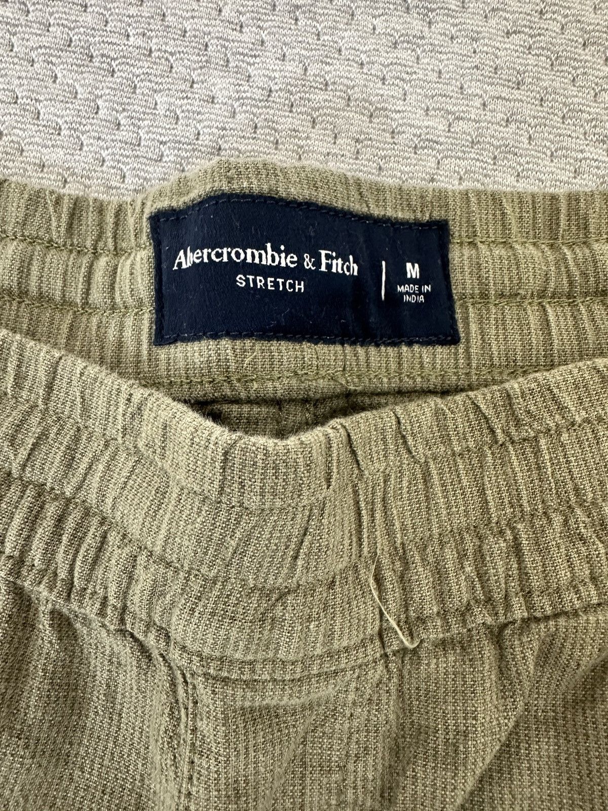 Abercrombie & Fitch Abercrombie and Fitch Olive Shorts Size US 32 / EU 48 - 3 Thumbnail