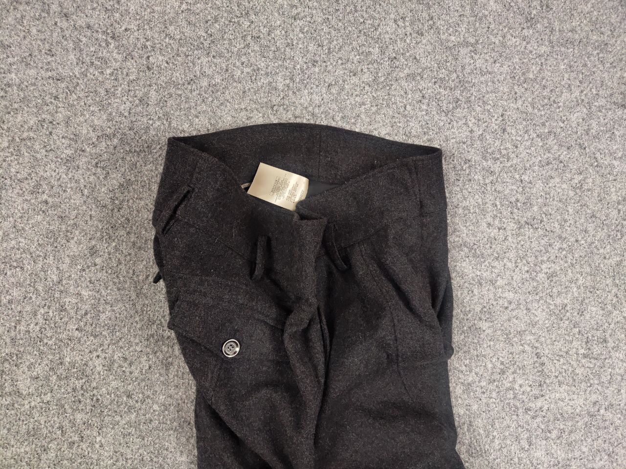 Burberry Burberry Brit Design Classic Gray Wool Cropped women Pants Size 34" / US 12 / IT 48 - 4 Thumbnail