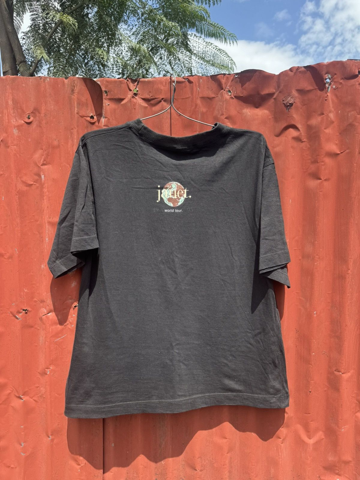 Vintage Vintage 1995 Janet Jackson 1995 world Tour tshirt Size US L / EU 52-54 / 3 - 11 Thumbnail