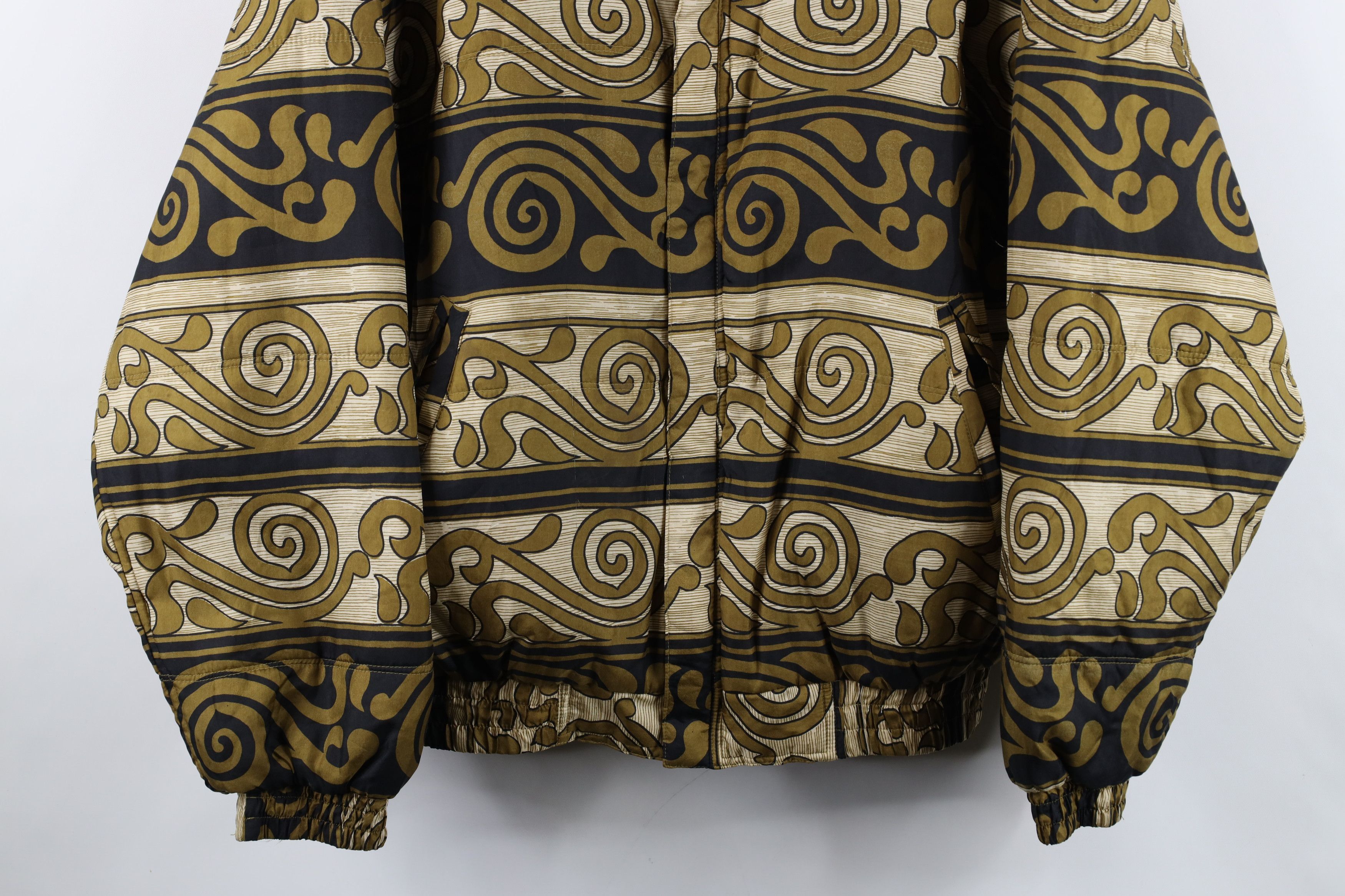 Vintage Vintage 90s Streetwear Geometric Silk Puffer Bomber Jacket Size M / US 6-8 / IT 42-44 - 3 Thumbnail