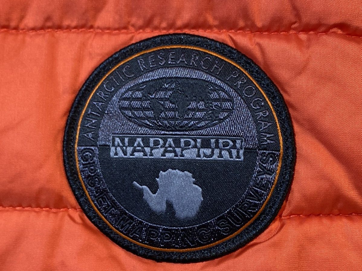 Napapijri Napapijri mens puffer vest size L Size US L / EU 52-54 / 3 - 2 Thumbnail