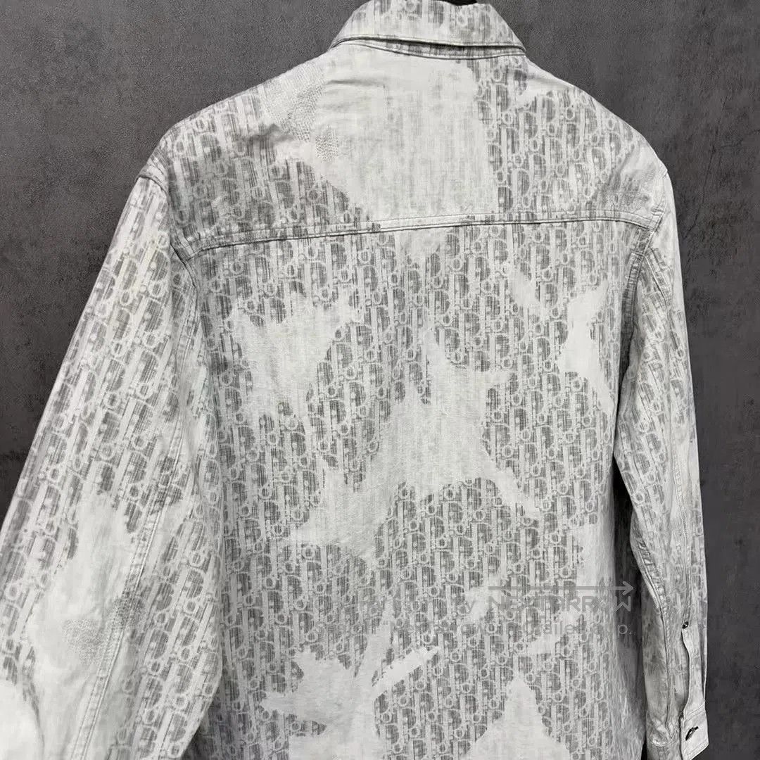 Dior dior logo distressed denim jacket. Size US M / EU 48-50 / 2 - 3 Thumbnail