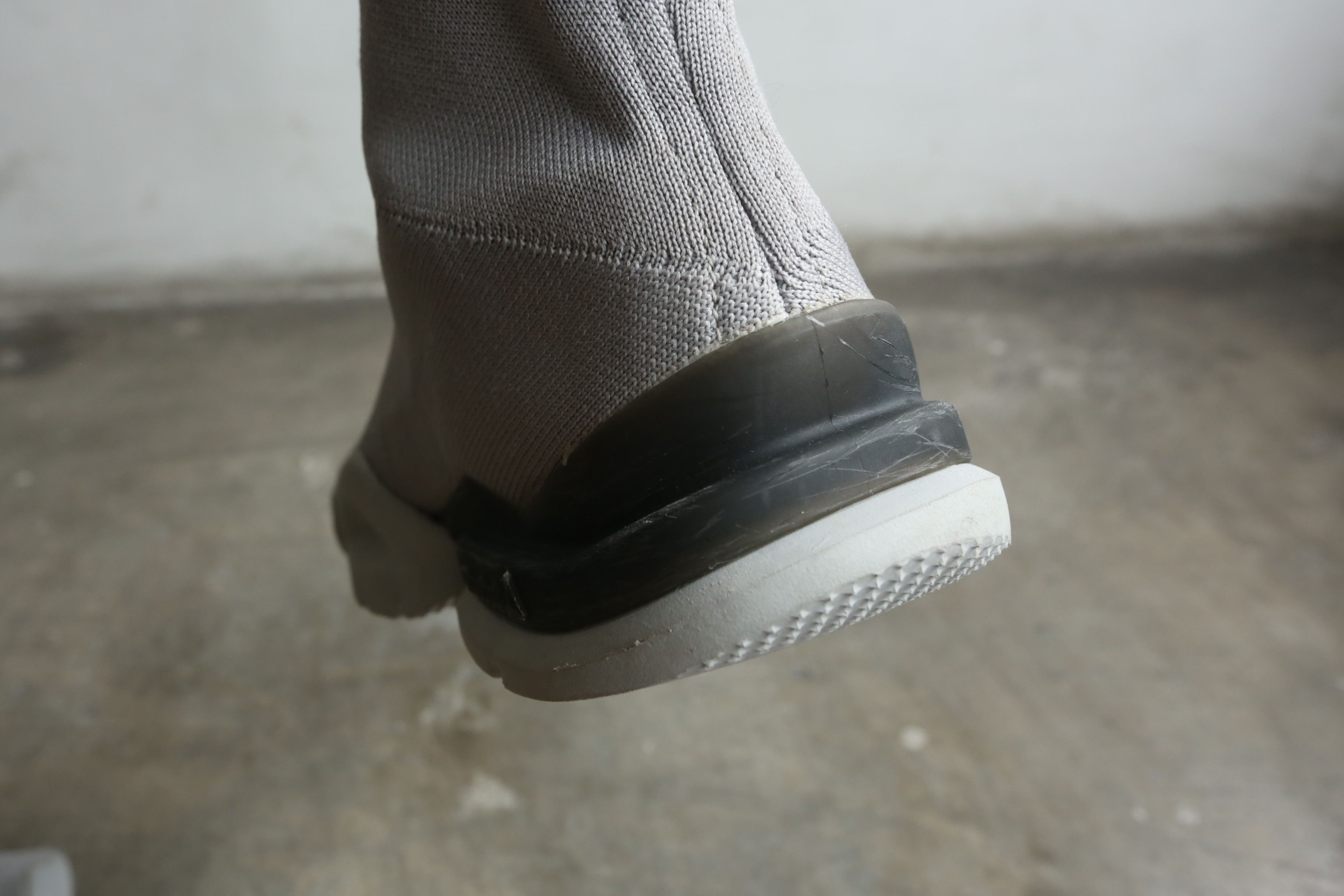 Reebok × Vetements Reebok - Vetements - S/S 18 - Sock Sneakers Size US 9 / EU 42 - 11 Thumbnail