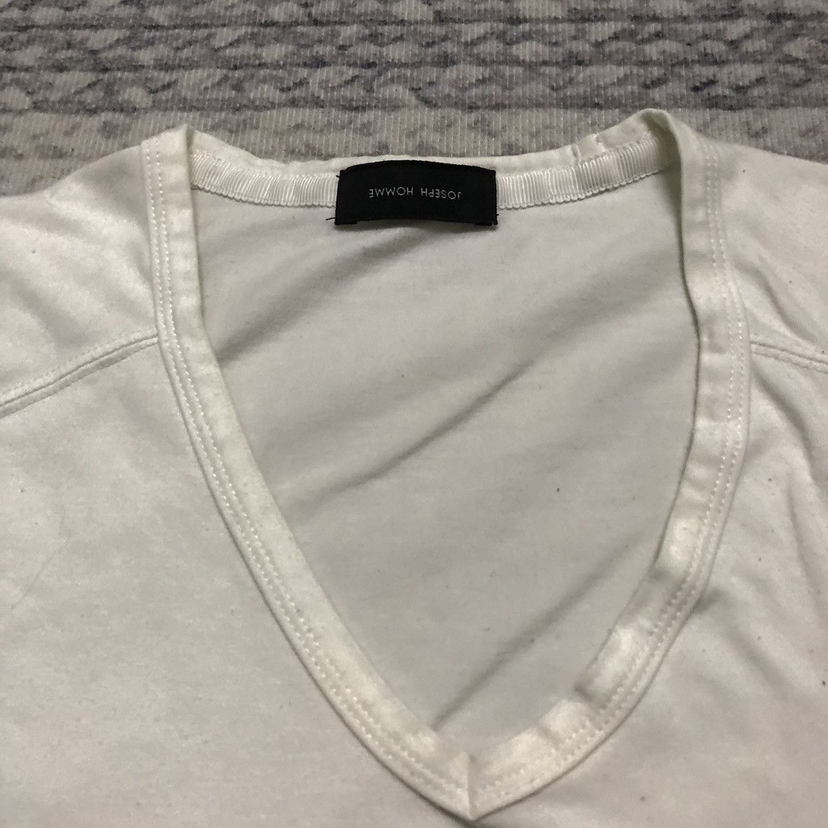 JOSEPH HOMME × Japanese Brand Rare Distressed Joseph Homme White V-Neck Tees Size US S / EU 44-46 / 1 - 15 Thumbnail