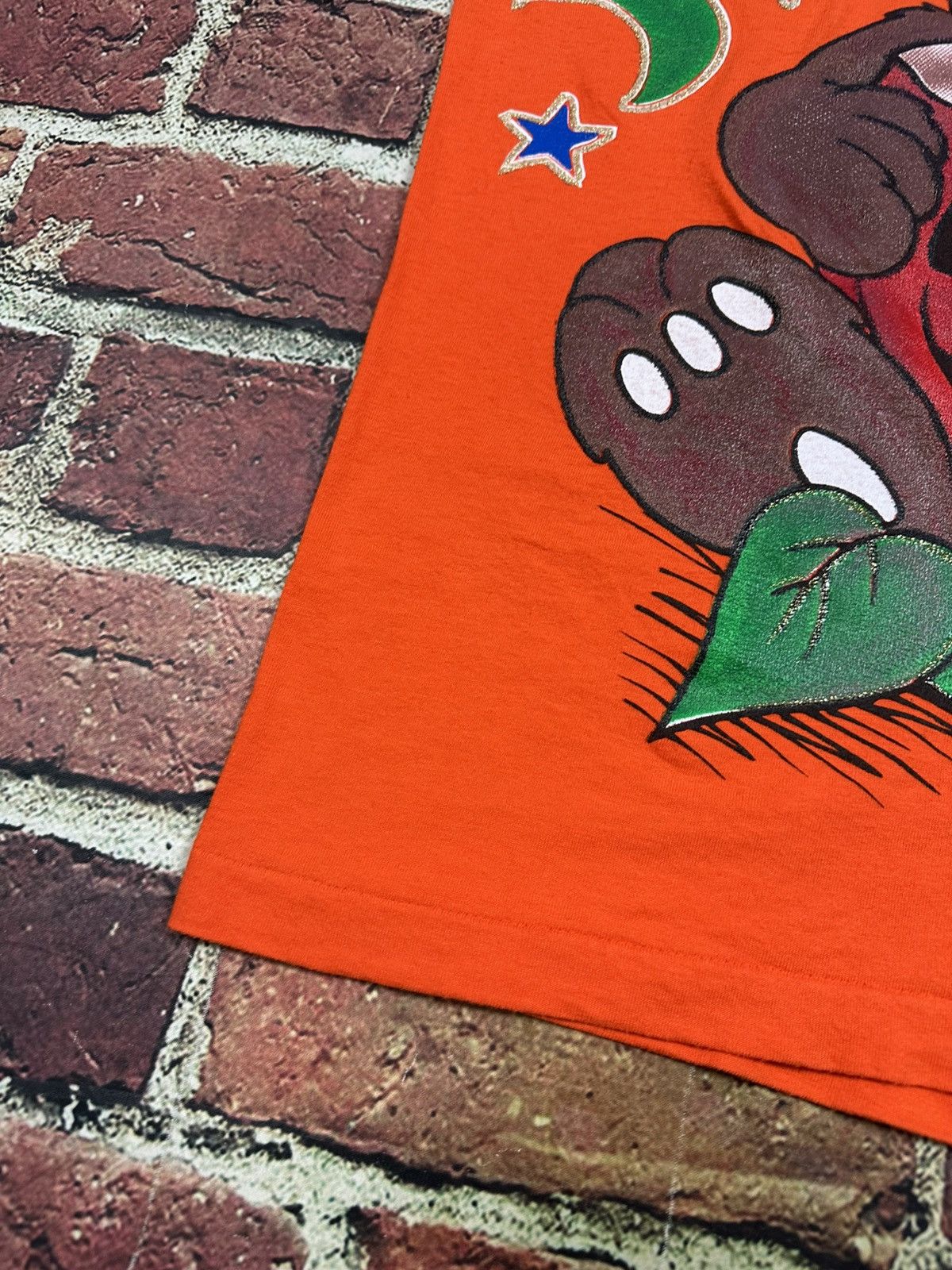 Fruit Of The Loom Vintage 90s Halloween Bear FREEZE All Over Print T-Shirt Size US XL / EU 56 / 4 - 7 Thumbnail