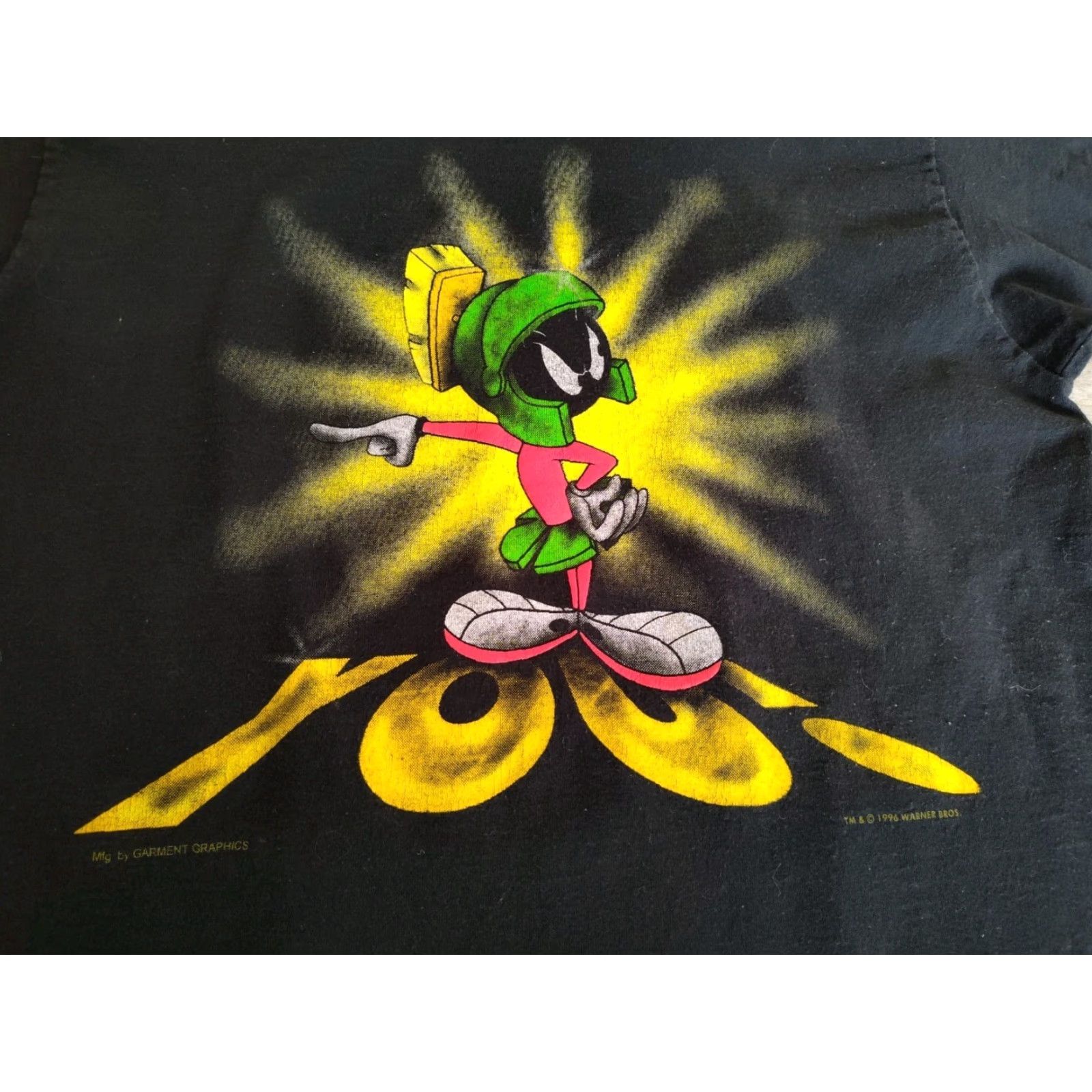 Vintage VINTAGE Looney Tunes Marvin the Martian T-Shirt Graphic Print 90s M Black Single Stitch Unisex Size US M / EU 48-50 / 2 - 5 Thumbnail