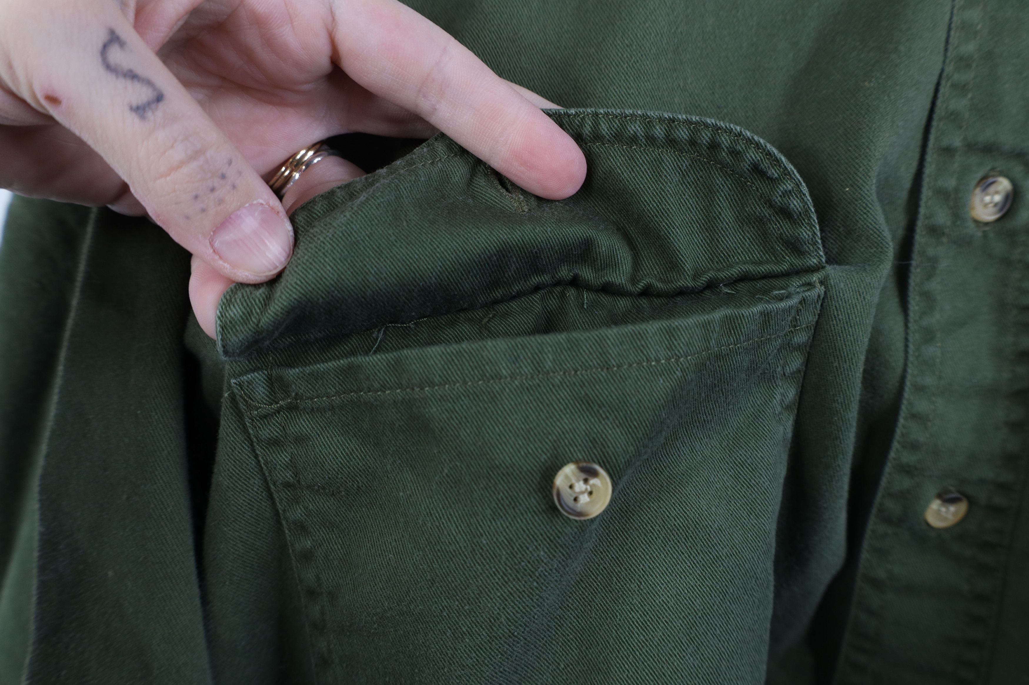Vintage Vintage 90s Streetwear Cotton Twill Button Down Shirt Green Size US L / EU 52-54 / 3 - 12 Thumbnail